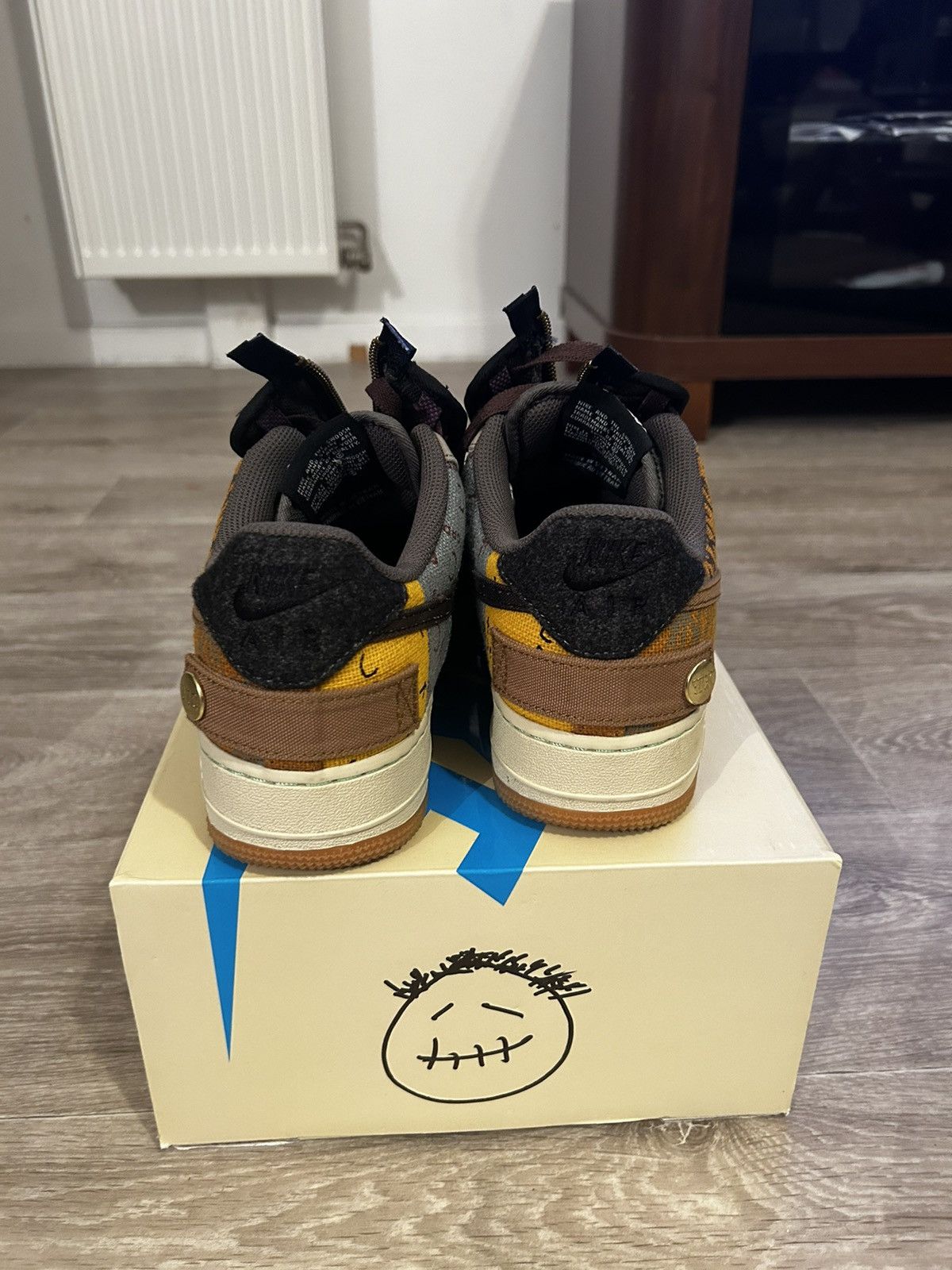 Nike × Travis Scott Air Force 1 Low/ Cactus Jack Size US 8.5 / EU 41-42 - 6 Thumbnail
