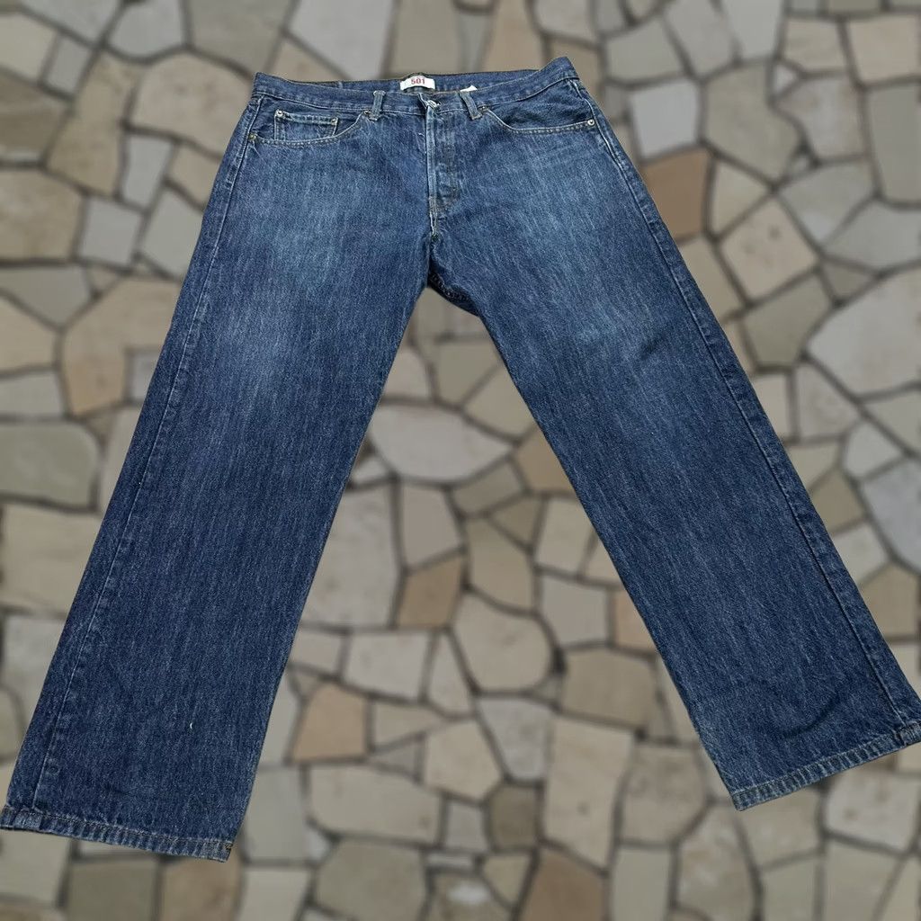 Levi's Levi's 501 Jeans Mens 38x31 Blue Button Fly Straight Leg Denim Red Tab Womens? Size US 38 / EU 54 - 1 Thumbnail