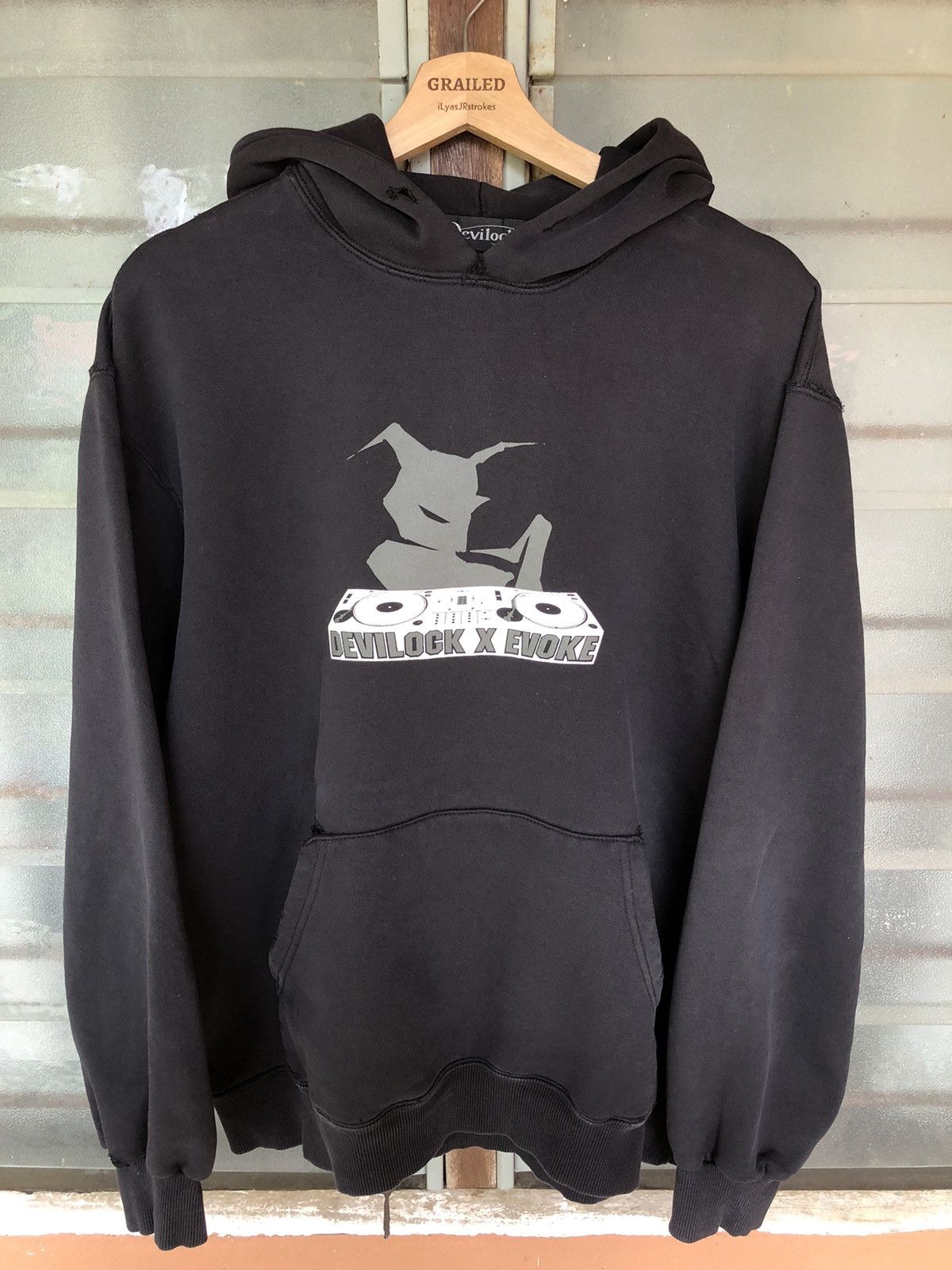 Devilock Vintage Devillock x Evoke Distressed Hoodie Size US M / EU 48-50 / 2 - 2 Thumbnail