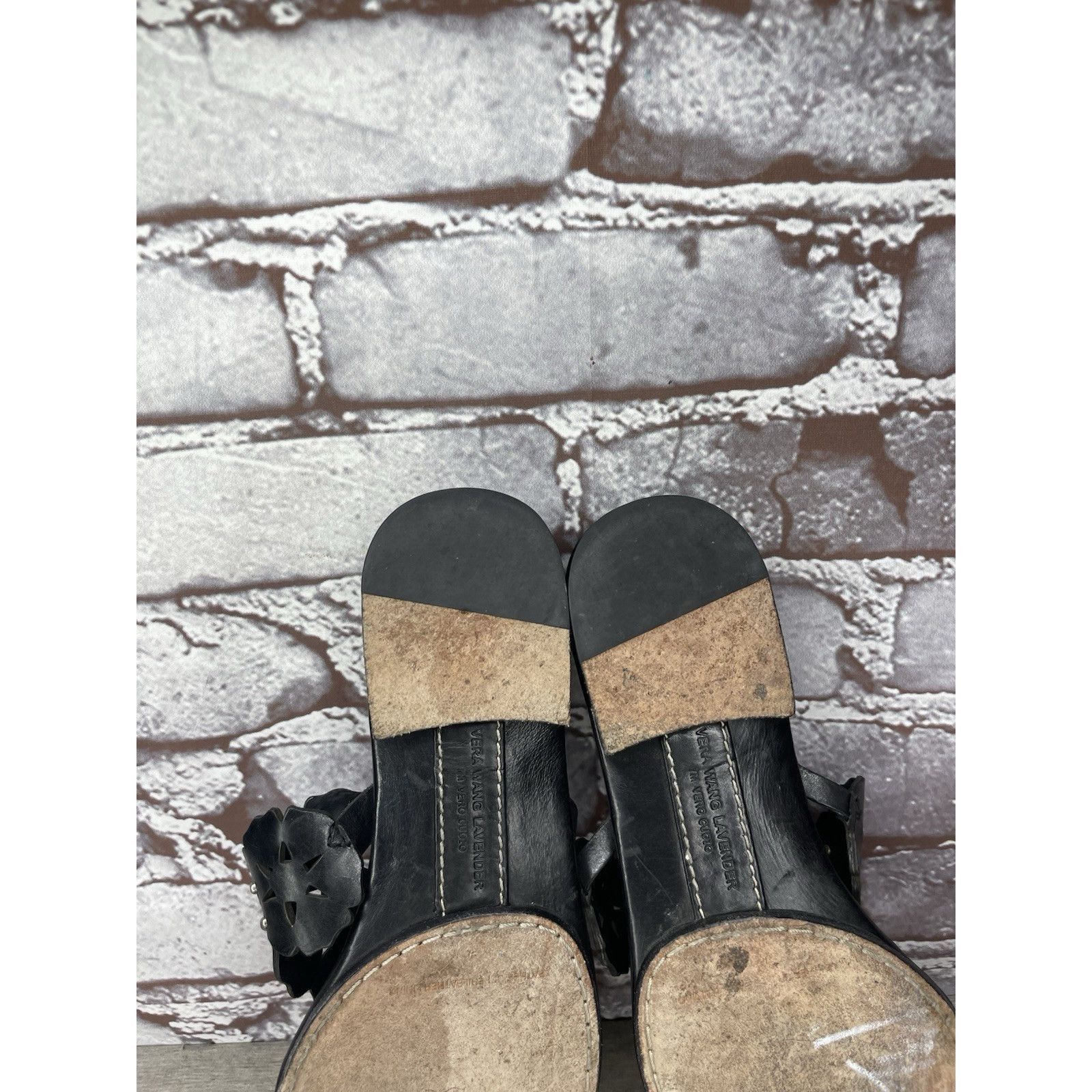 Vera Wang Vera Wang Lavender Label Black Leather Slides Thong Sandals Size US 6 / IT 36 - 8 Thumbnail