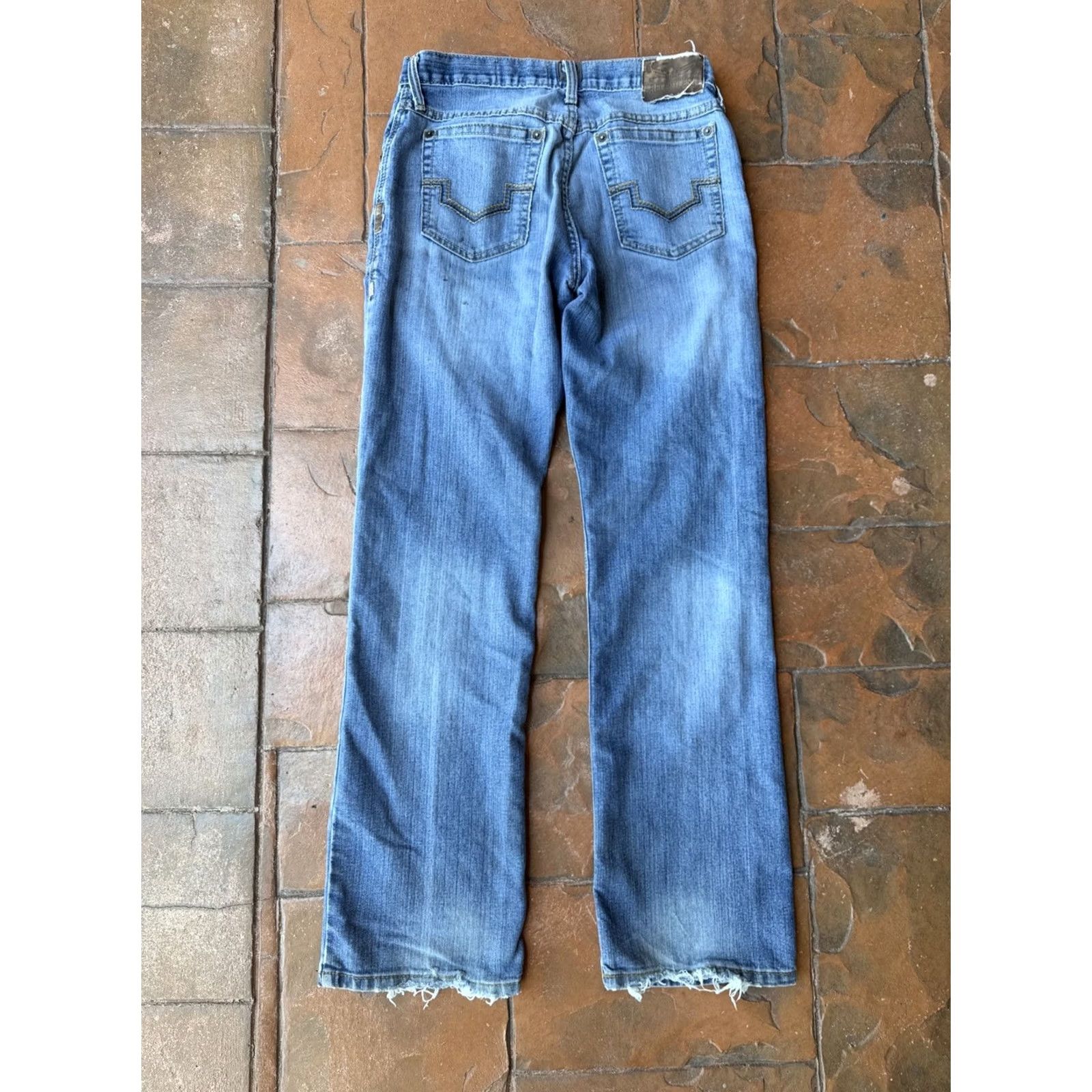 Ariat Ariat Relentless Jeans Mens 29x34 Blue Original Fit Straight Pants Denim 5-Pocket Logo Stretch Regular Waist Medium Wash Size US 29 - 4 Thumbnail
