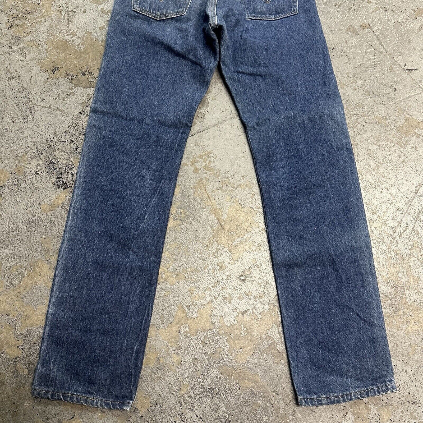 Levi's × Vintage Vintage 90s Levi’s 501 Dark Wash Denim Jeans 31x36 Size US 31 - 6 Thumbnail
