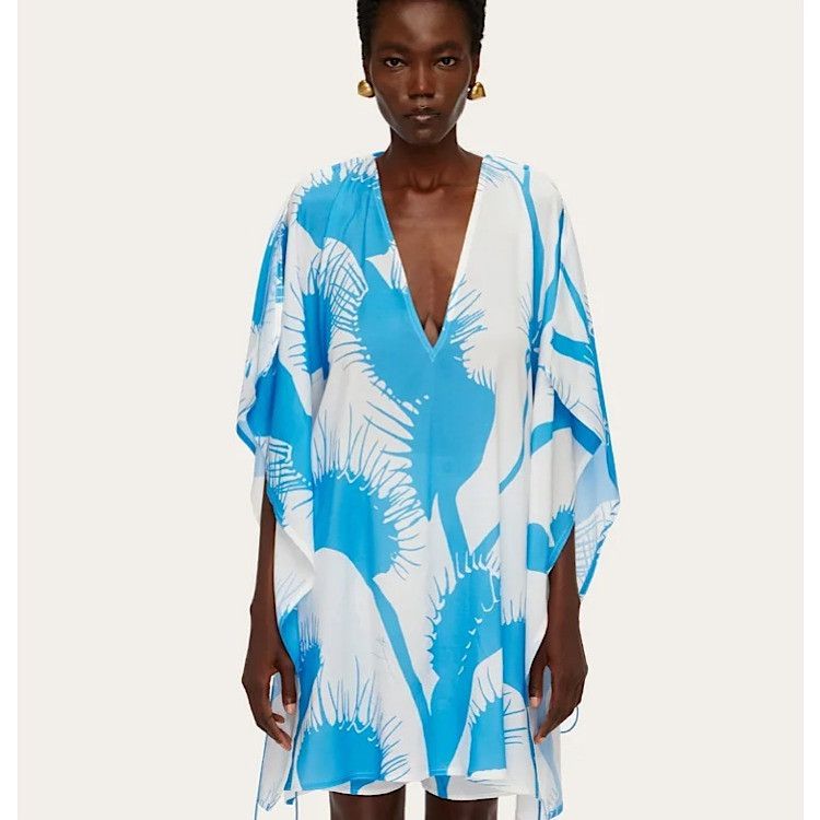 Salvatore Ferragamo o1s1rm0126 Venus Print Caftan in Blue/White Size XS / US 0-2 / IT 36-38 - 2 Thumbnail