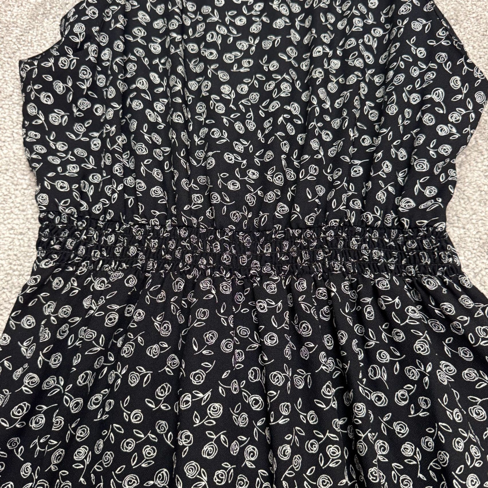 Vintage VINTAGE R.J. Stevens Carol Escritor Wrap Midi Dress Womens 8 Black White Floral Size M / US 6-8 / IT 42-44 - 4 Thumbnail