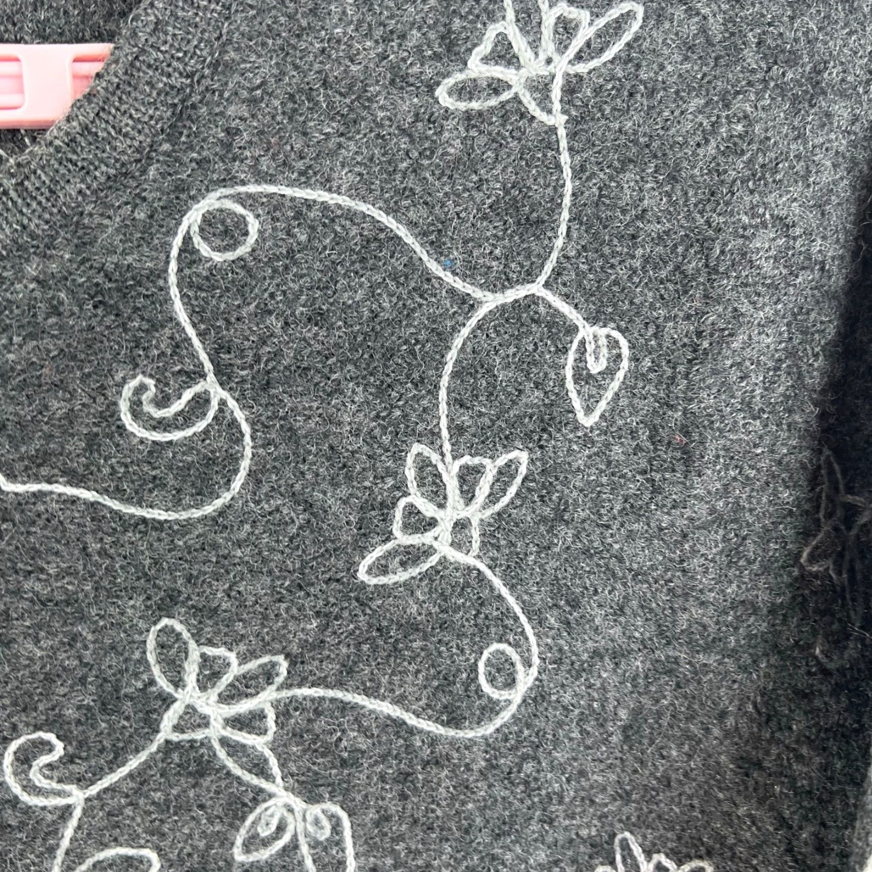 Vintage VINTAGE Tally Ho Cardigan Wool Sweater Womens L Gray Floral Tight Knit Size L / US 10 / IT 46 - 2 Thumbnail