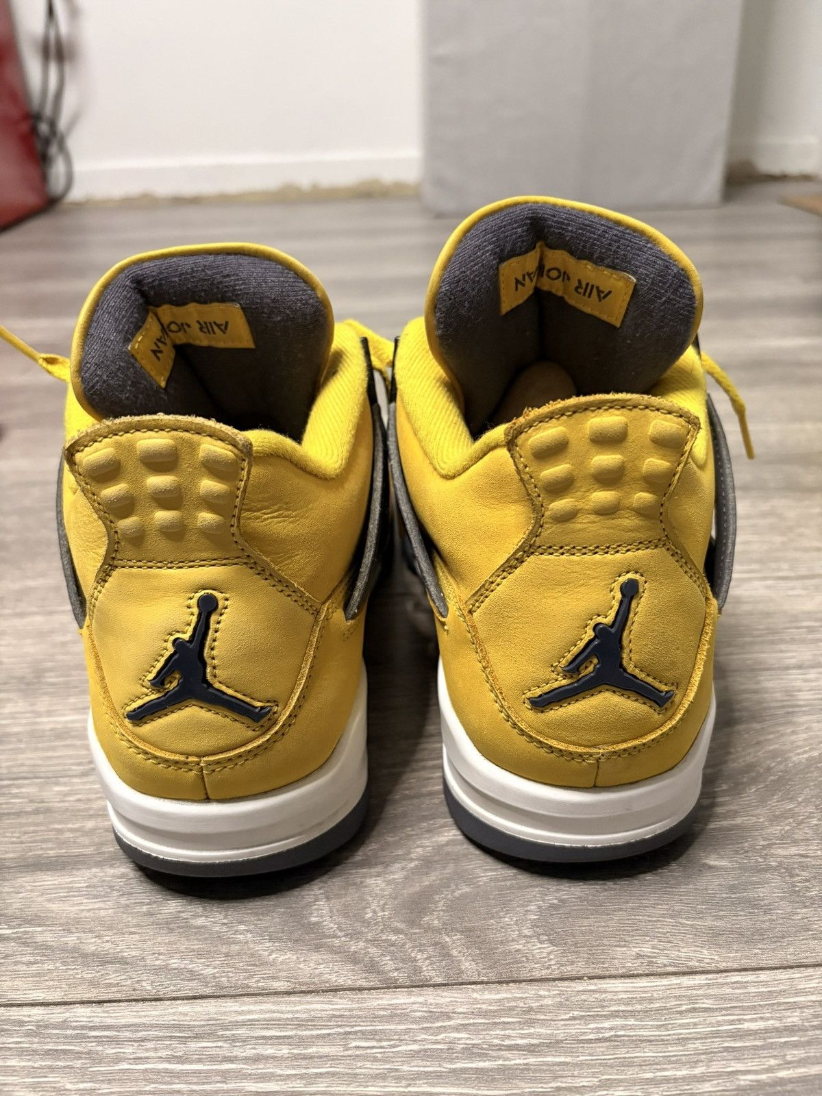 Jordan Brand Jordan 4 Lightning Size US 8.5 / EU 41-42 - 4 Thumbnail