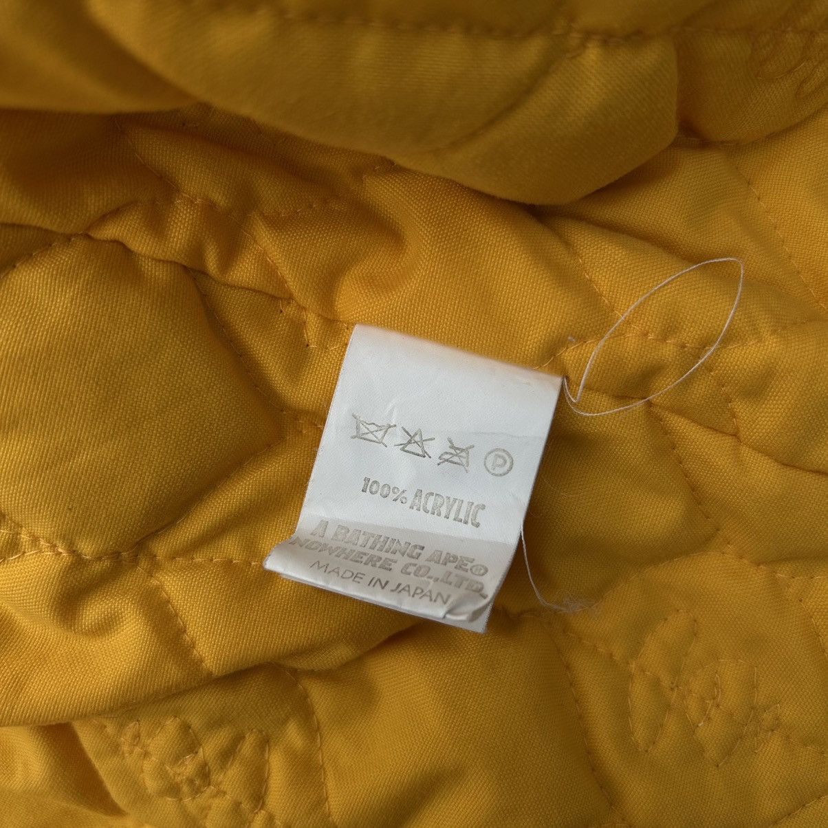 Bape 1990s OG A Bathing Ape QuiltedLined Eskimo Fur Hooded Jacket Size US L / EU 52-54 / 3 - 10 Thumbnail