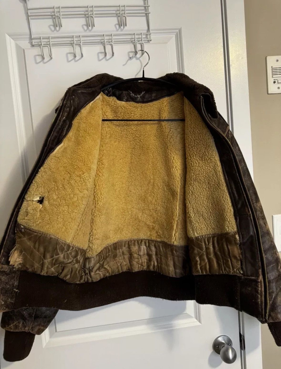 Vintage Vintage Real Shearling Leather Bomber Jacket Size US M / EU 48-50 / 2 - 5 Thumbnail