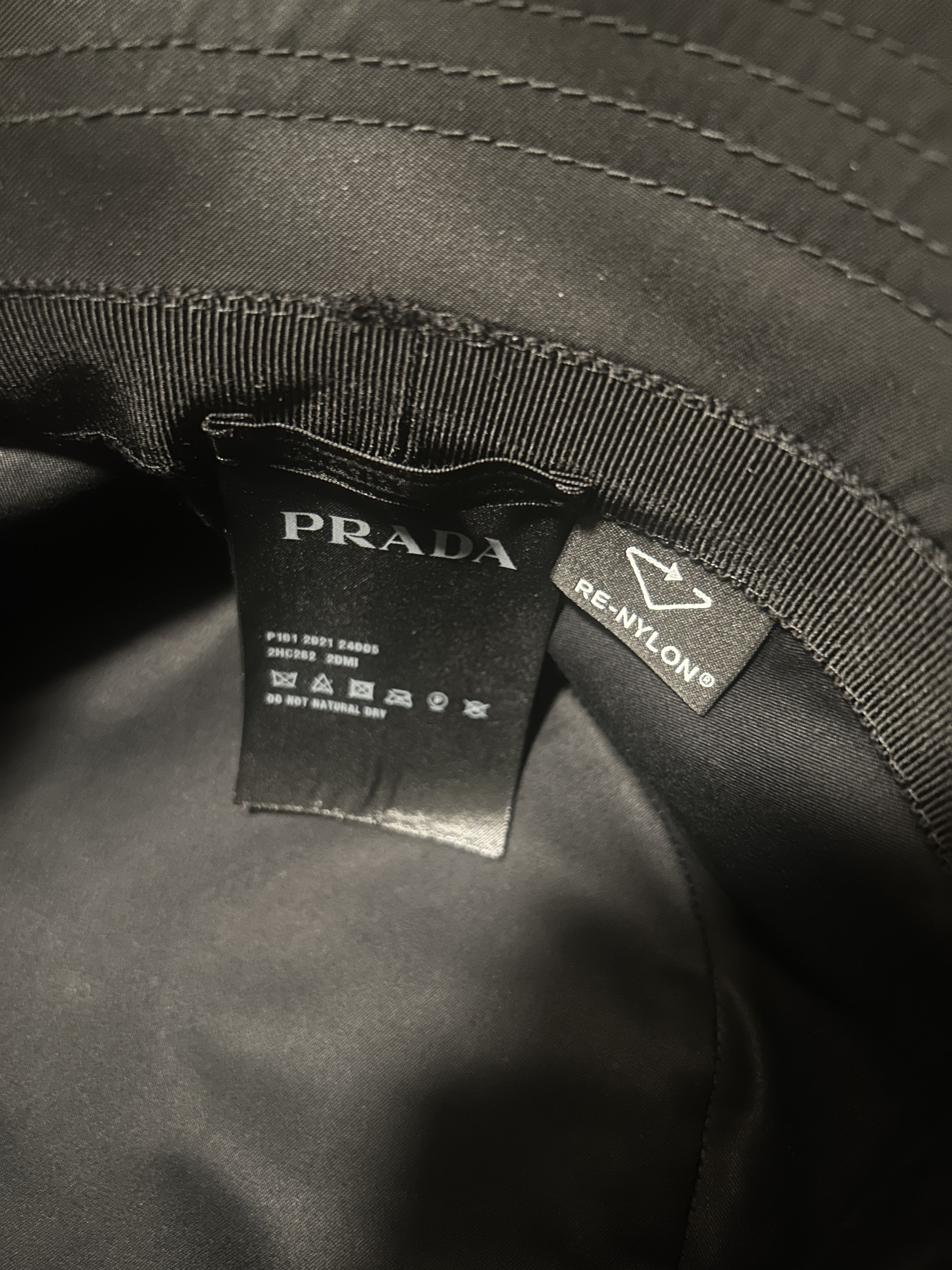 Prada (Medium) PRADA RE-NYLON POUCH BUCKET HAT BLACK Size ONE SIZE - 5 Thumbnail