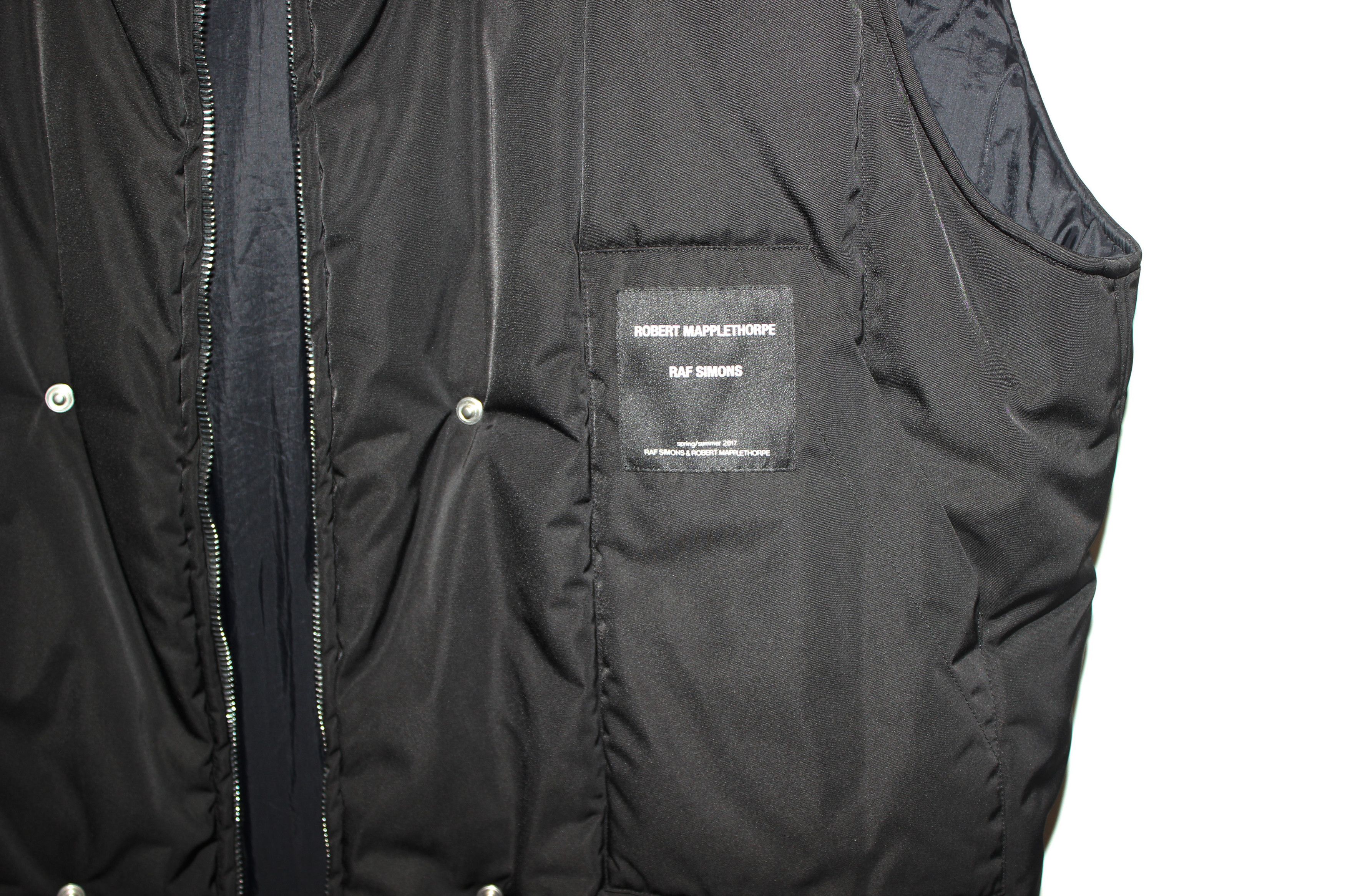 Raf Simons Raf Simons / Robert Mappethorpe ‘Self Portrait’ Vest Size M / US 6-8 / IT 42-44 - 5 Thumbnail