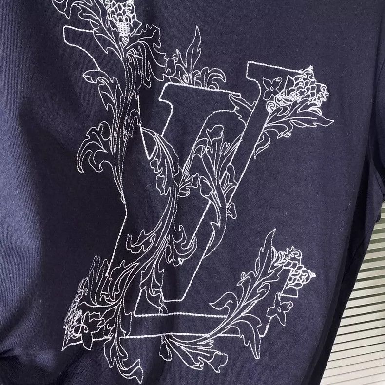Louis Vuitton LOUIS VUITTON Flower embroidery logo short sleeves 2504-Nex Size US L / EU 52-54 / 3 - 5 Thumbnail