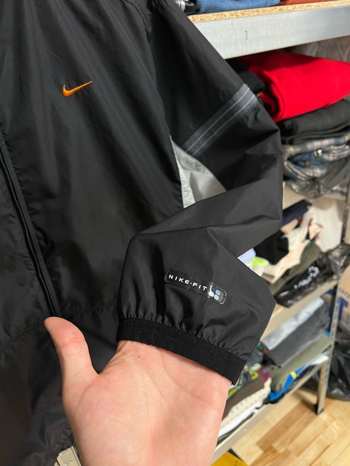 Nike × Vintage Nike Vintage Black Nylon Marathon New York 98 Track Jacket Size US L / EU 52-54 / 3 - 5 Thumbnail