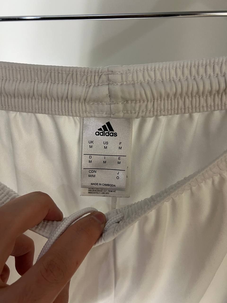 Adidas VINTAGE ADIDAS FC MANCHESTER UNITED SOCCER SHORTS RETRO Y2K Size US M / EU 48-50 / 2 - 4 Thumbnail