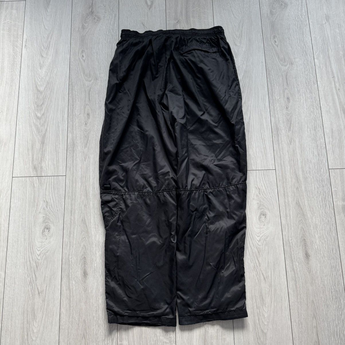 Vintage Vintage nike track pants y2k gorpcore sweatpants parachute Size US 36 / EU 52 - 3 Thumbnail