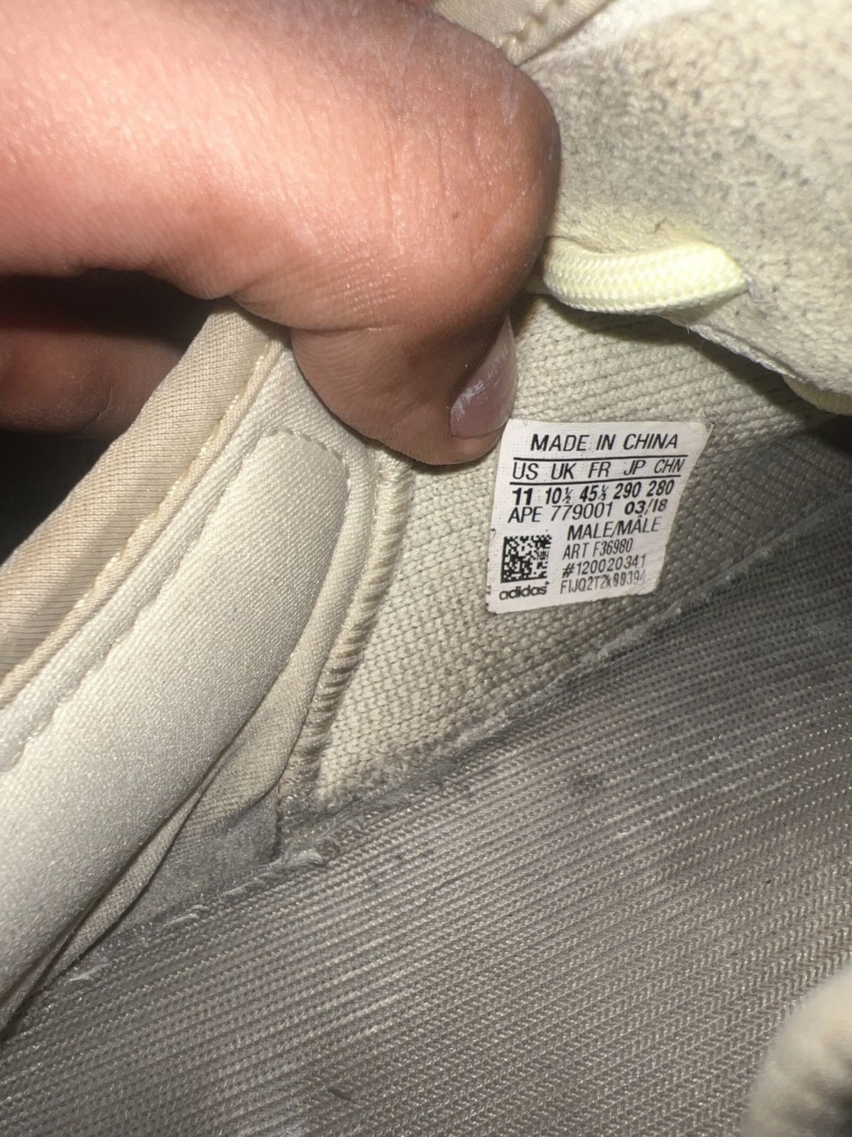 Adidas × Yeezy Yeezy V2 Butters Size US 11 / EU 44 - 7 Thumbnail