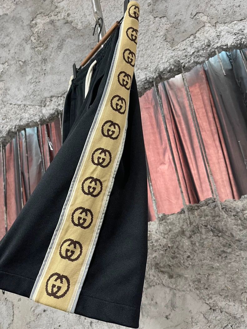 Gucci Gucci Size XS 3m shorts 2503-Nextarrow Size US 27 - 5 Thumbnail