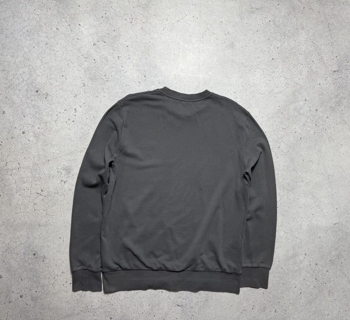 Vivienne Westwood Vivienne Westwood Luxury Sweatshirt Size XL Size US XL / EU 56 / 4 - 9 Thumbnail