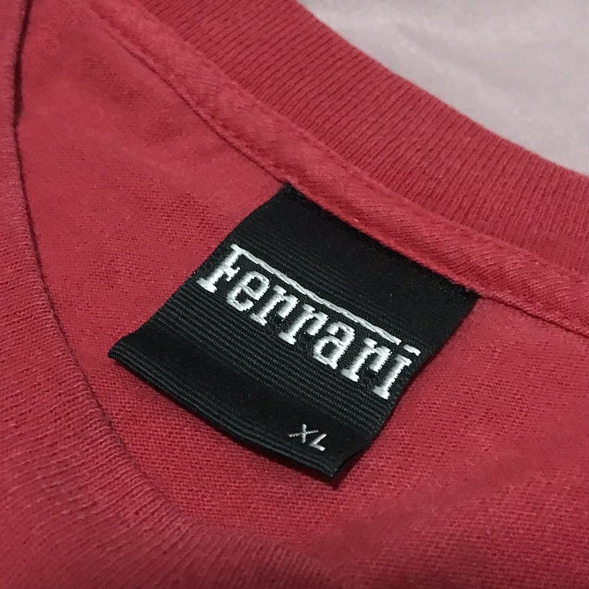 Ferrari 90s FERRARI US made LOOPWHEEL SEAMLESS logo tshirt Size US XL / EU 56 / 4 - 1 Thumbnail