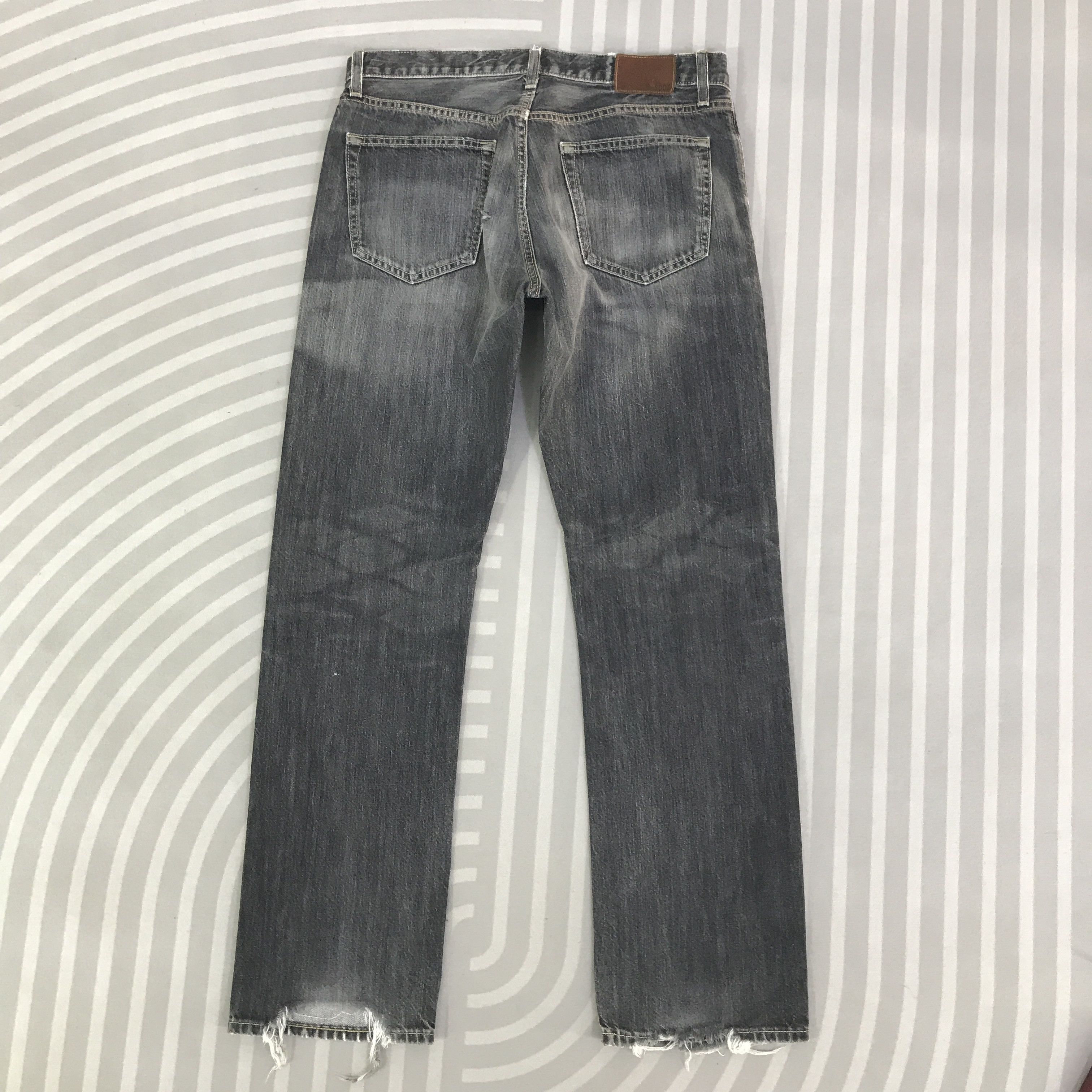 Japanese Brand 002 Vtg Uniqlo Black denim distressed Jeans pants K130B23 Size US 33 - 4 Thumbnail