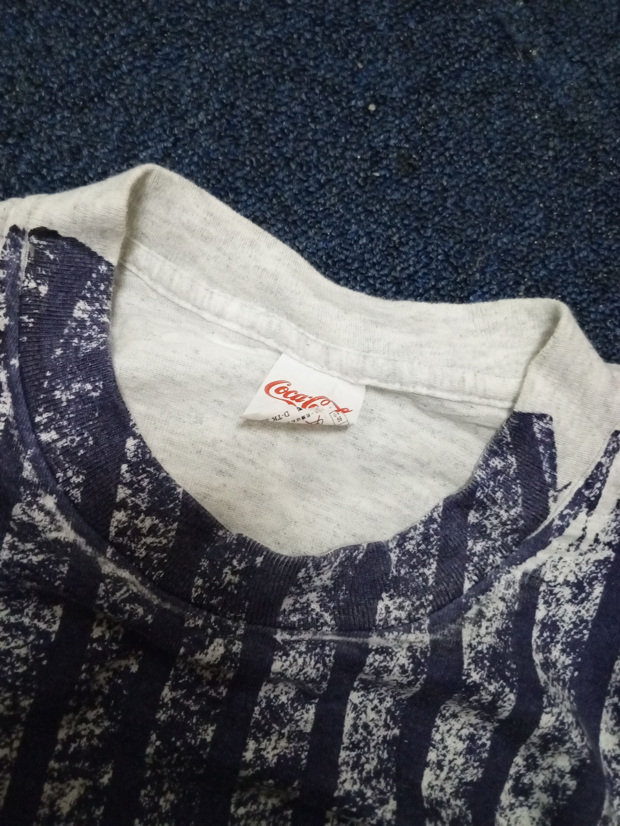 Coca Cola × Vintage 🔥COCA-COLA VINTAGE 1993 FULLPRINT🔥 Size US L / EU 52-54 / 3 - 13 Thumbnail