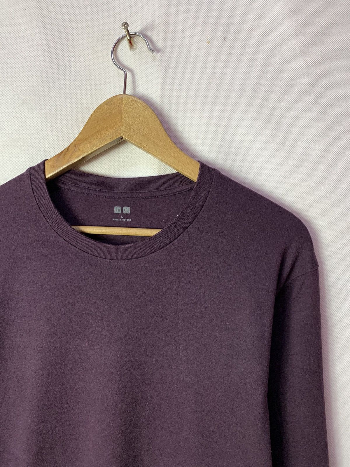 Japanese Brand × Uniqlo 🔥 Uniqlo Purple Longsleeves Tee Size US L / EU 52-54 / 3 - 2 Thumbnail