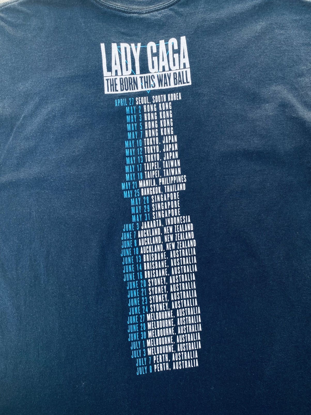 Band Tees Vintage Y2k Lady Gaga The Born This Way Ball Tour Tees Size US L / EU 52-54 / 3 - 11 Thumbnail