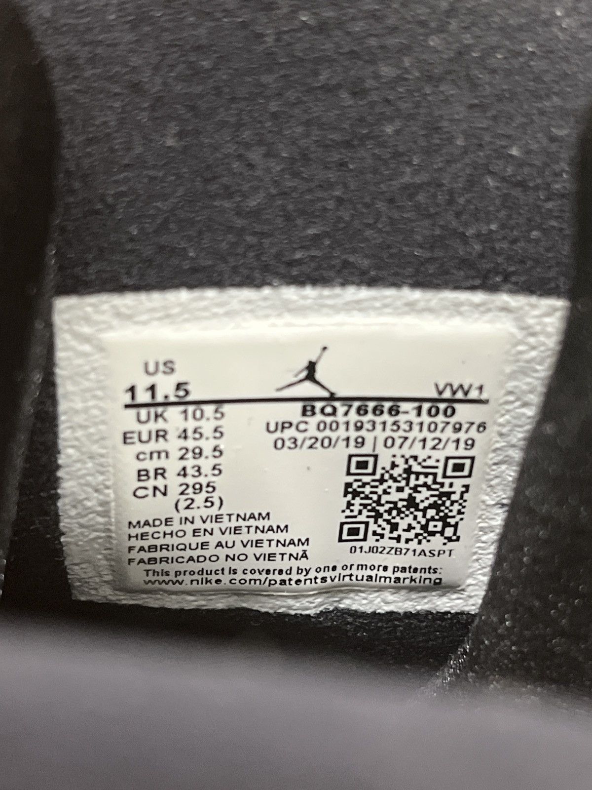 Jordan Brand JORDAN 8 RETRO SP SE 'MULTI-COLOR' Size US 11.5 / EU 44-45 - 2 Thumbnail