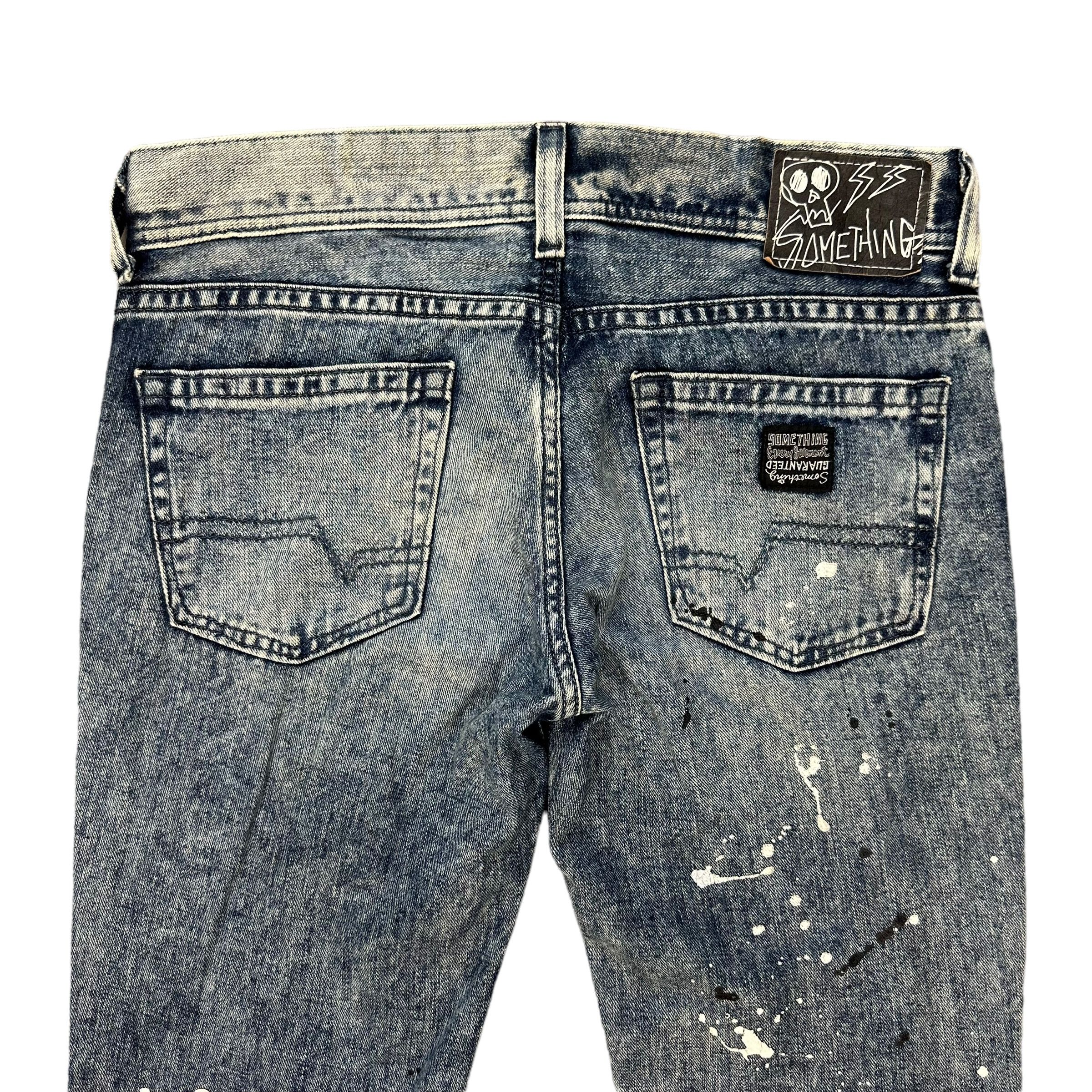 Edwin EDWIN PAINT SPLATTERS LOW RISE WASHED JEANS #8894-035 Size 34" / US 12 / IT 48 - 9 Thumbnail