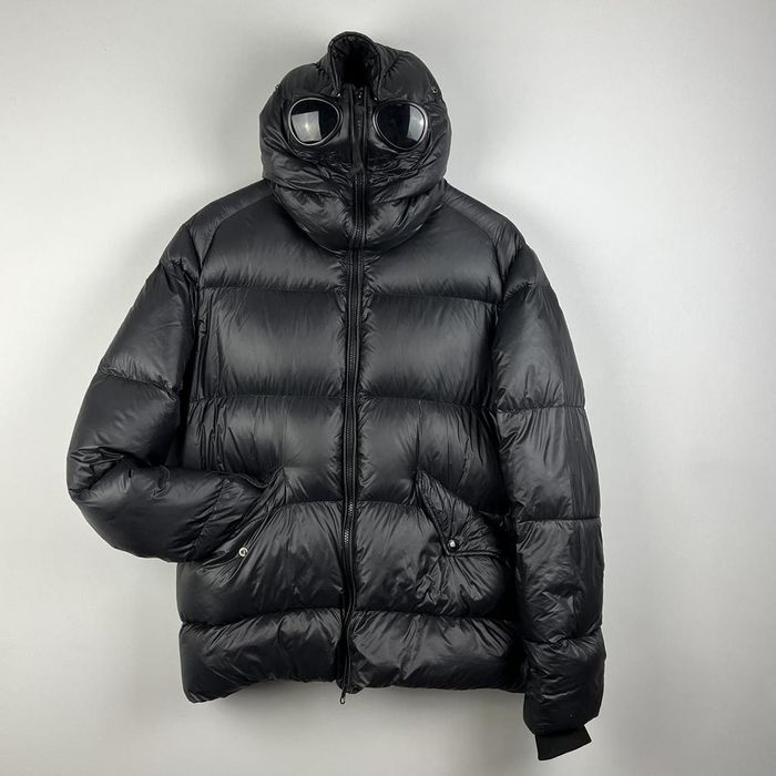 Cp company store goggle jacket puffer