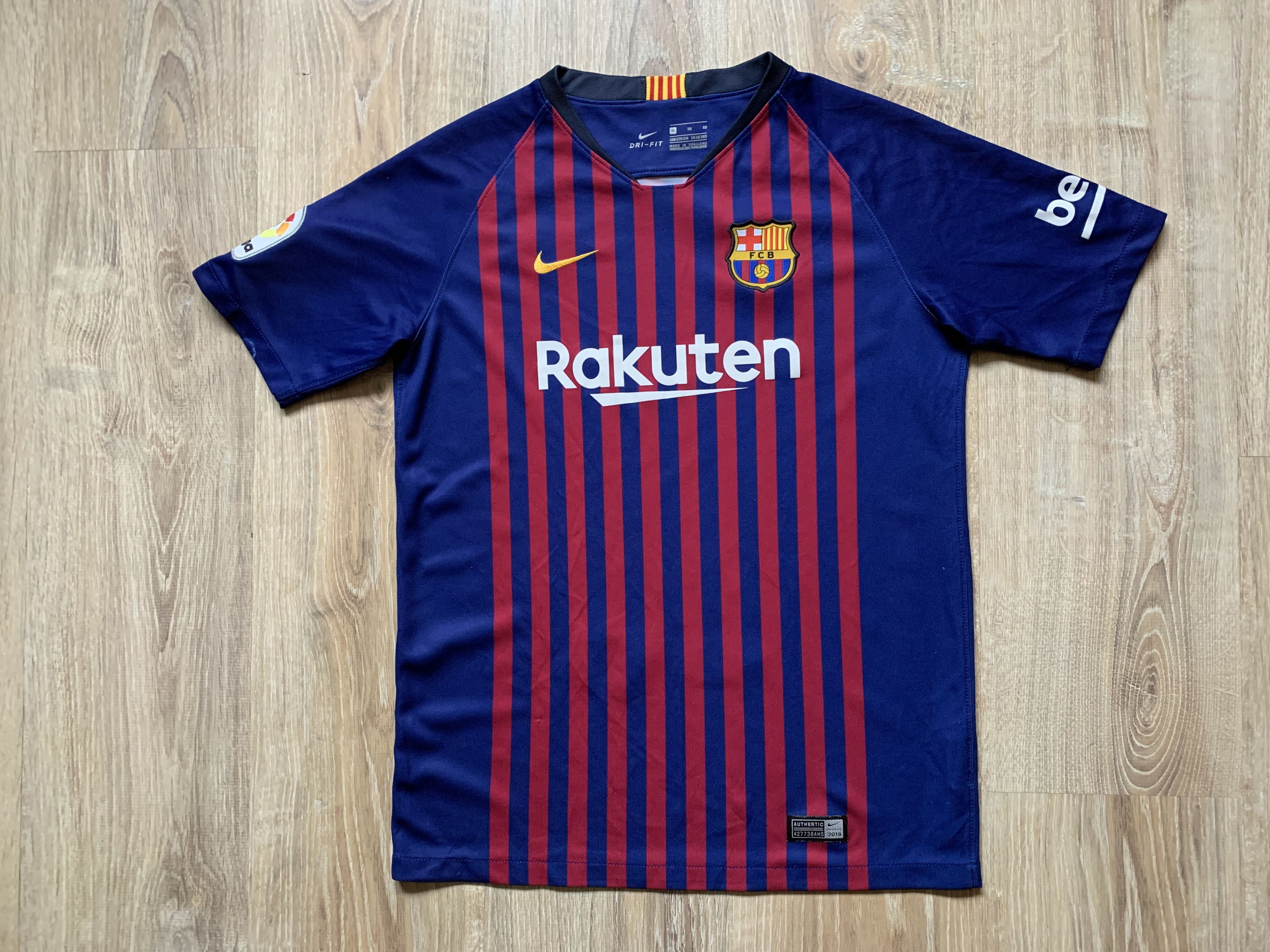 Nike Youth Nike Barcelona Home Shirt 2018 Size US XXS / EU 40 - 3 Thumbnail