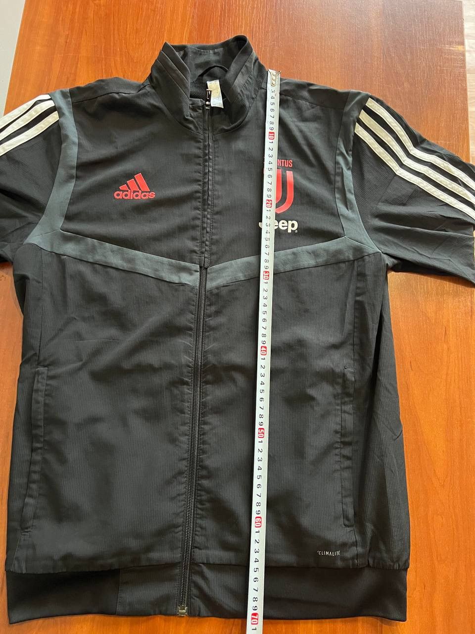 Adidas 2019/20 JUVENTUS FC PRESENTATION TRACK JACKET SZ S Size US S / EU 44-46 / 1 - 18 Thumbnail