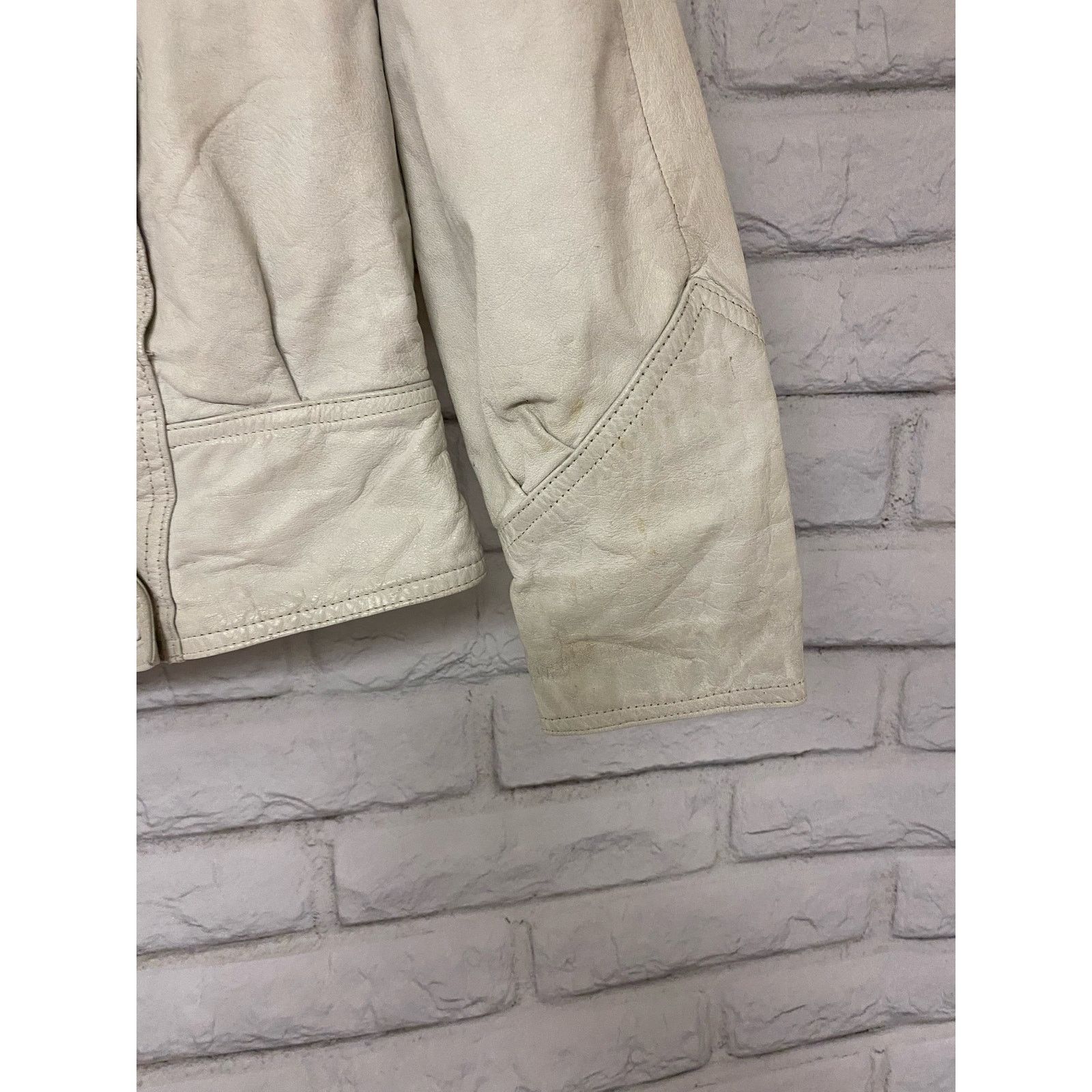 American Eagle Outfitters Bundle Leather Jacket, American Eagle and Olivia Rodrigo S/M Size S / US 4 / IT 40 - 6 Thumbnail