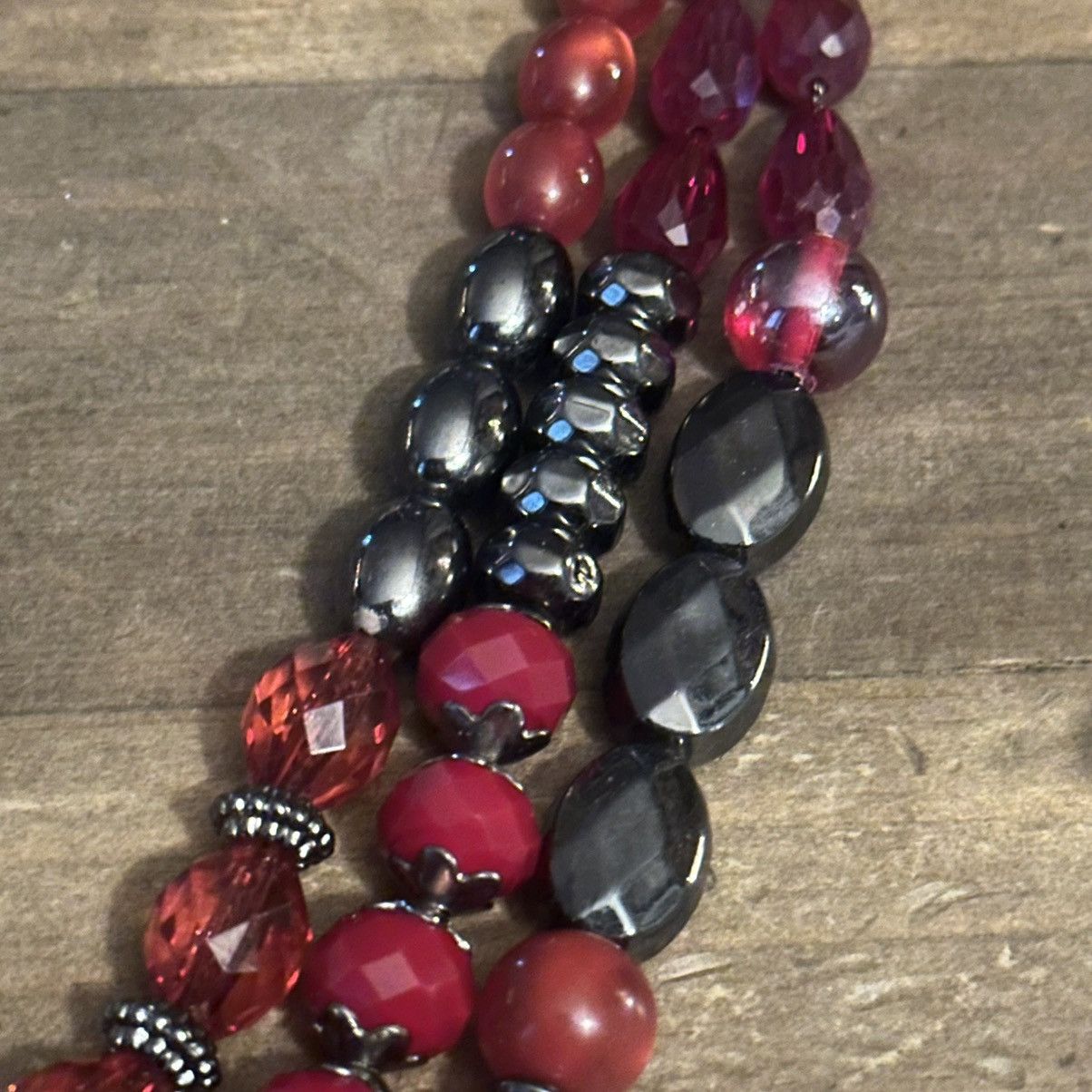 Other Multi strand layered red bead gunmetal silver necklace Size ONE SIZE - 3 Thumbnail