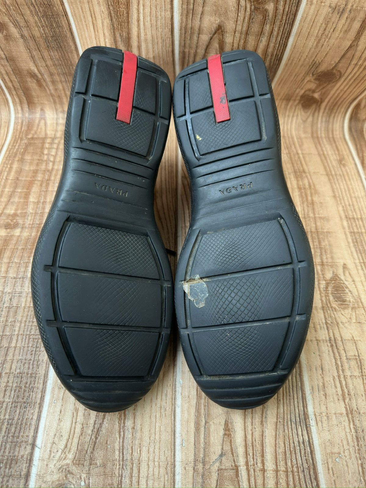 Prada Prada America's Cup Red Tab Leather Sneaks PS0906 Size US 7.5 / EU 40-41 - 17 Thumbnail
