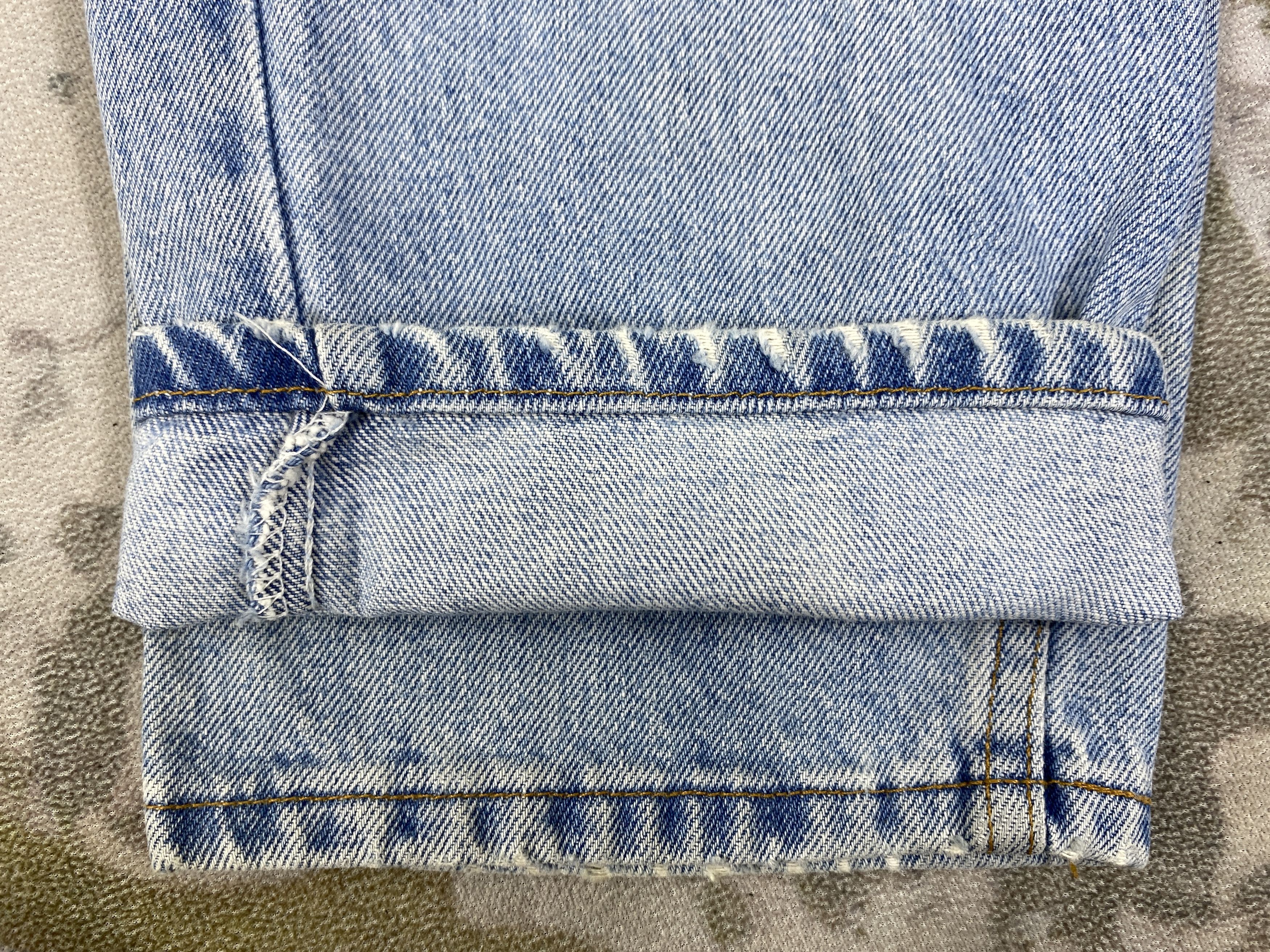 Levi's Mid Blue Vintage Levi's 550 Jeans 36x30.5 Denim -SJ039 Size US 36 / EU 52 - 12 Thumbnail