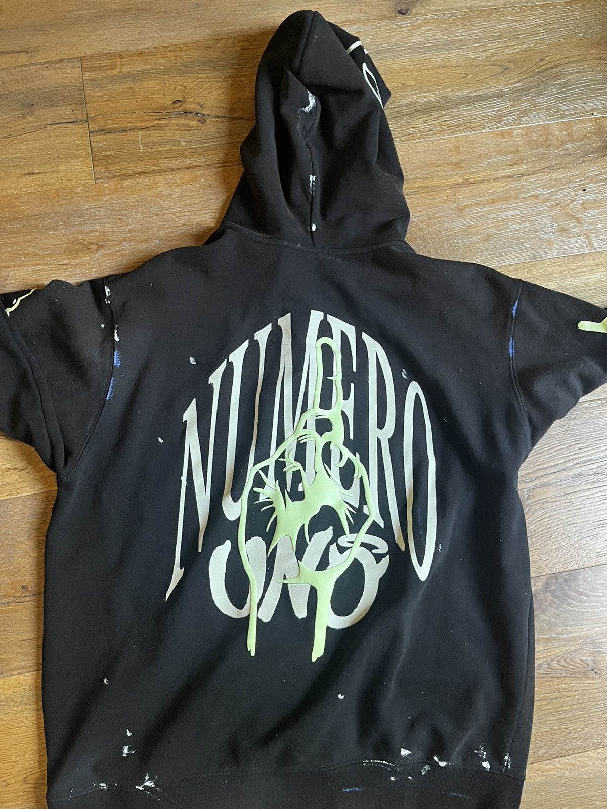 Dreamville JCOLE TOUR MERCH LIMITED* “Numero Uno” Size US L / EU 52-54 / 3 - 2 Thumbnail