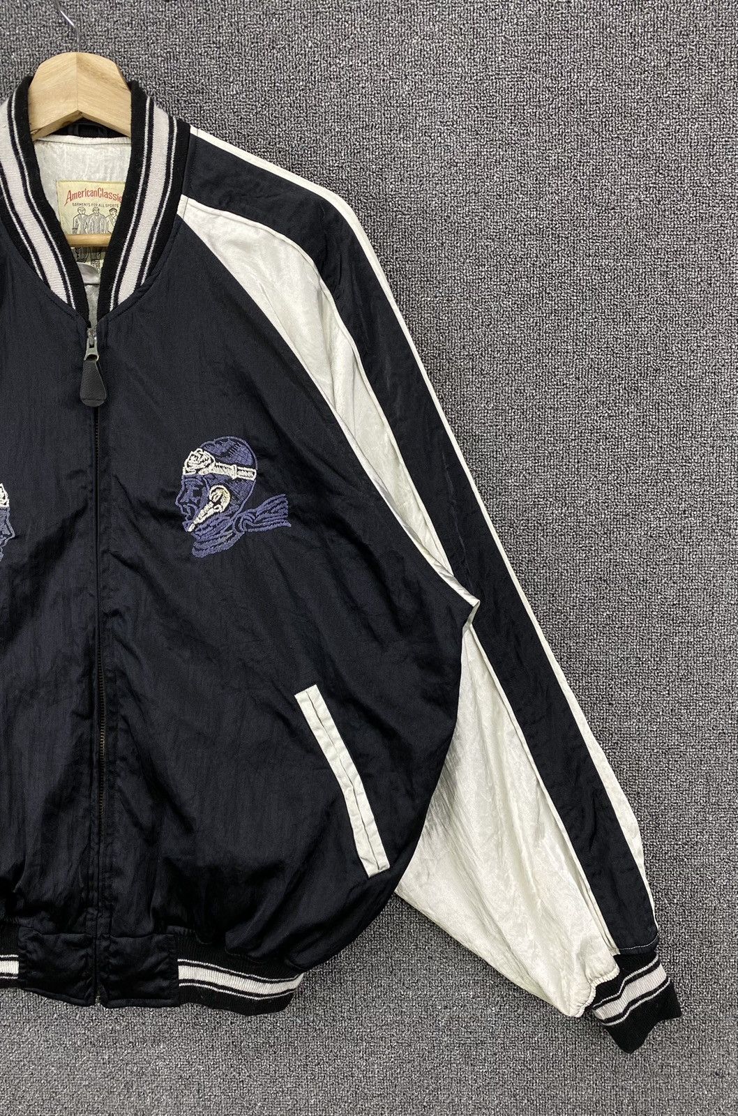 Vintage Vintage American Classics International Varsity Jacket Size US L / EU 52-54 / 3 - 8 Thumbnail