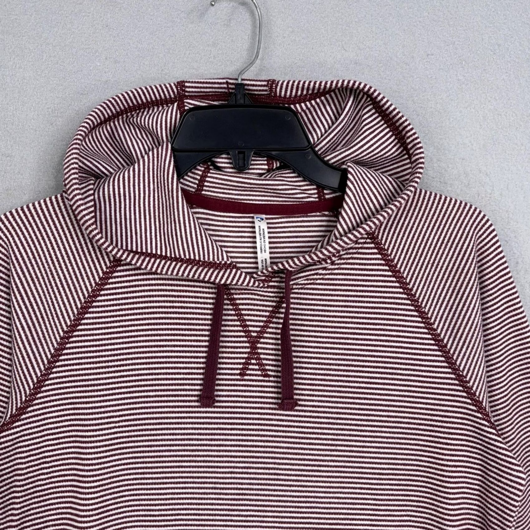 KangaROOS Kuhl Hoodie Womens Small Striped Knit Pullover Red Kangaroo Pocket Logo Casual Activewear Fall Mens Womens Girls Size S / US 4 / IT 40 - 2 Thumbnail