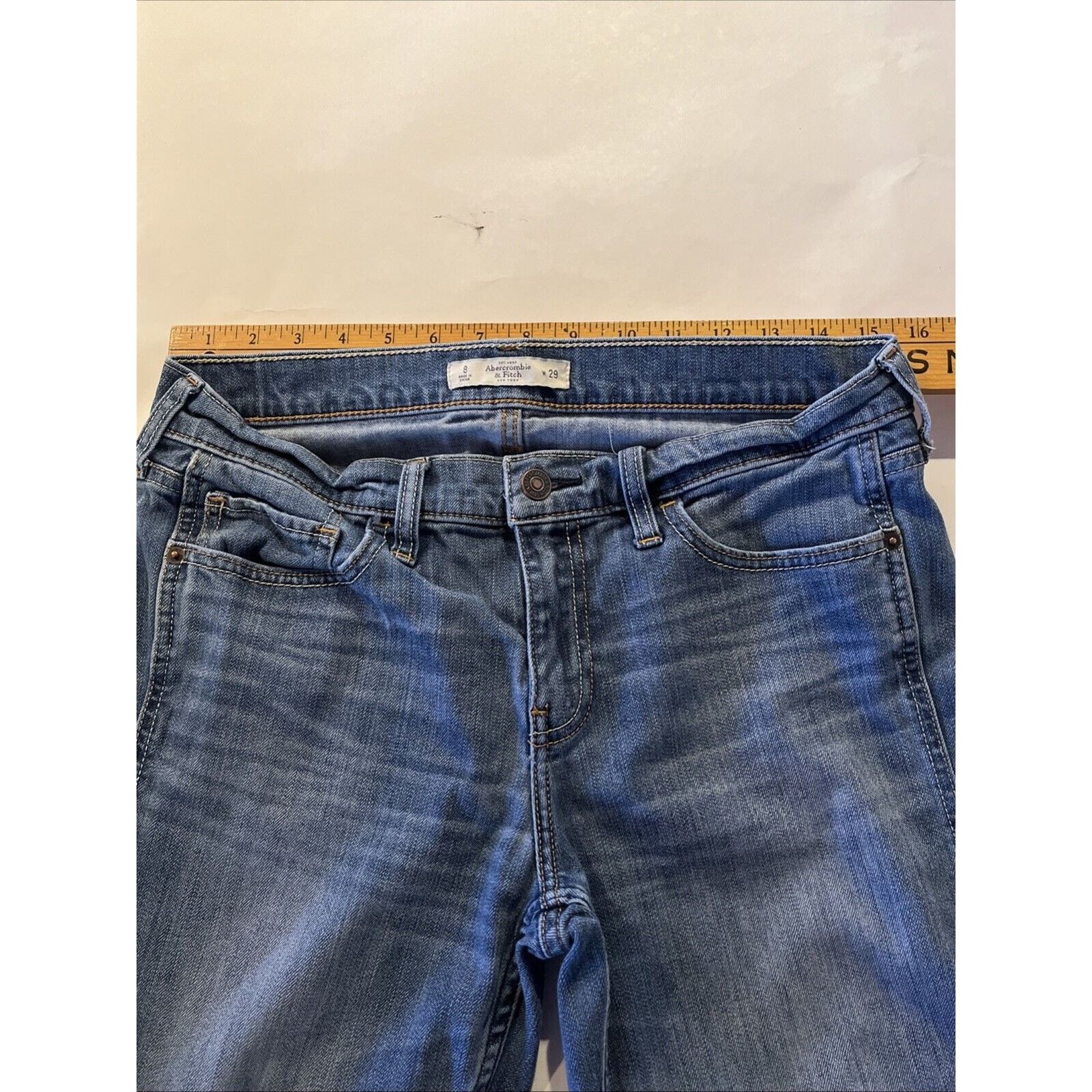 Abercrombie & Fitch Abercrombie & Fitch Womens 30x25 Jeans Blue Denim Distressed Size 30" / US 8 / IT 44 - 12 Thumbnail