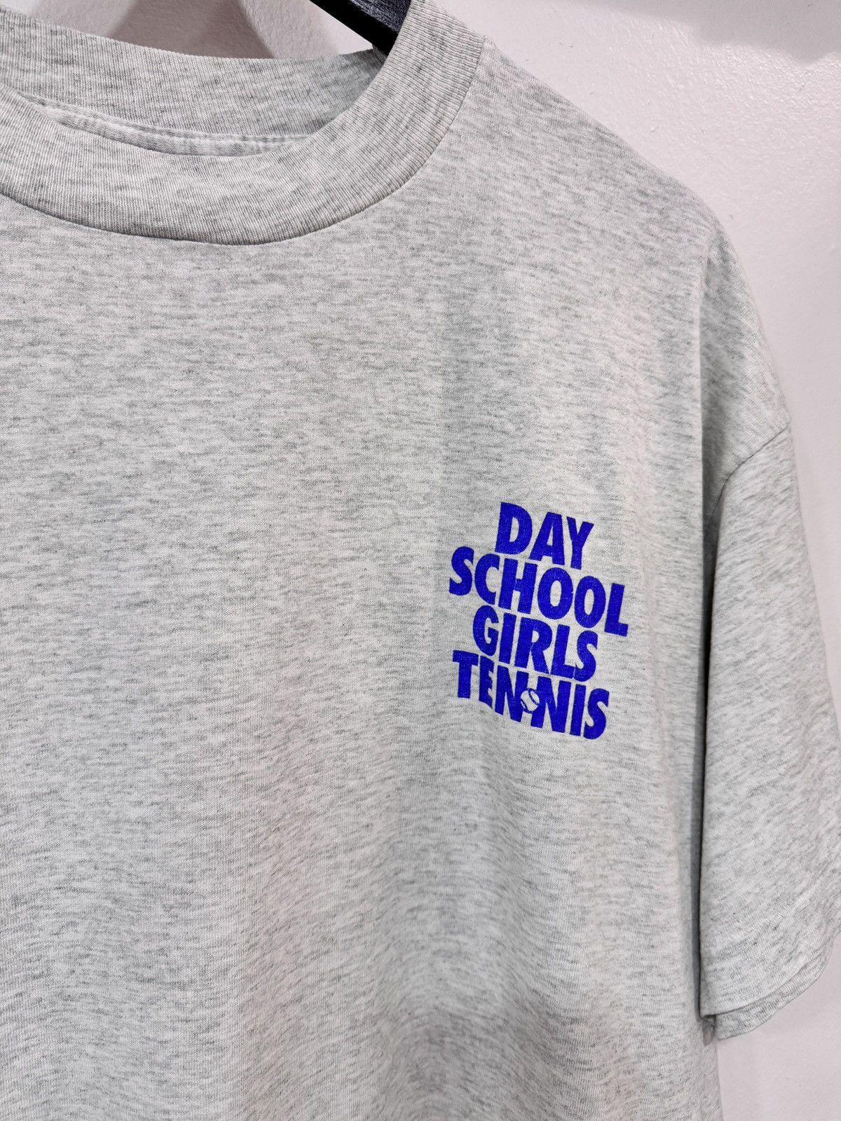 Other Vintage Day School Girls Tennis Club T-Shirt Size US XL / EU 56 / 4 - 2 Thumbnail