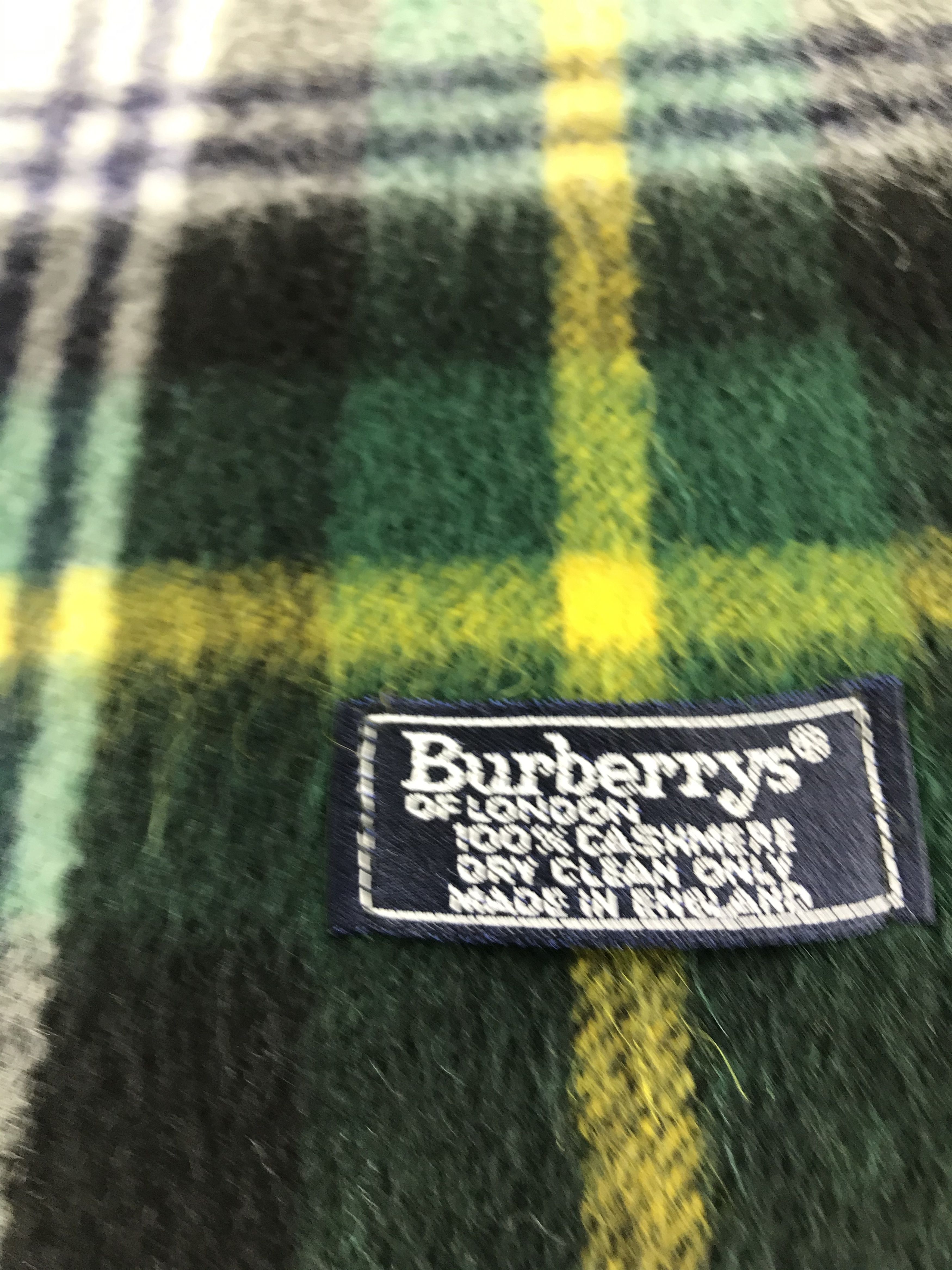 Burberry Burberrys Nova Check Cashmere Scarf Muffler V467 Size ONE SIZE - 4 Thumbnail