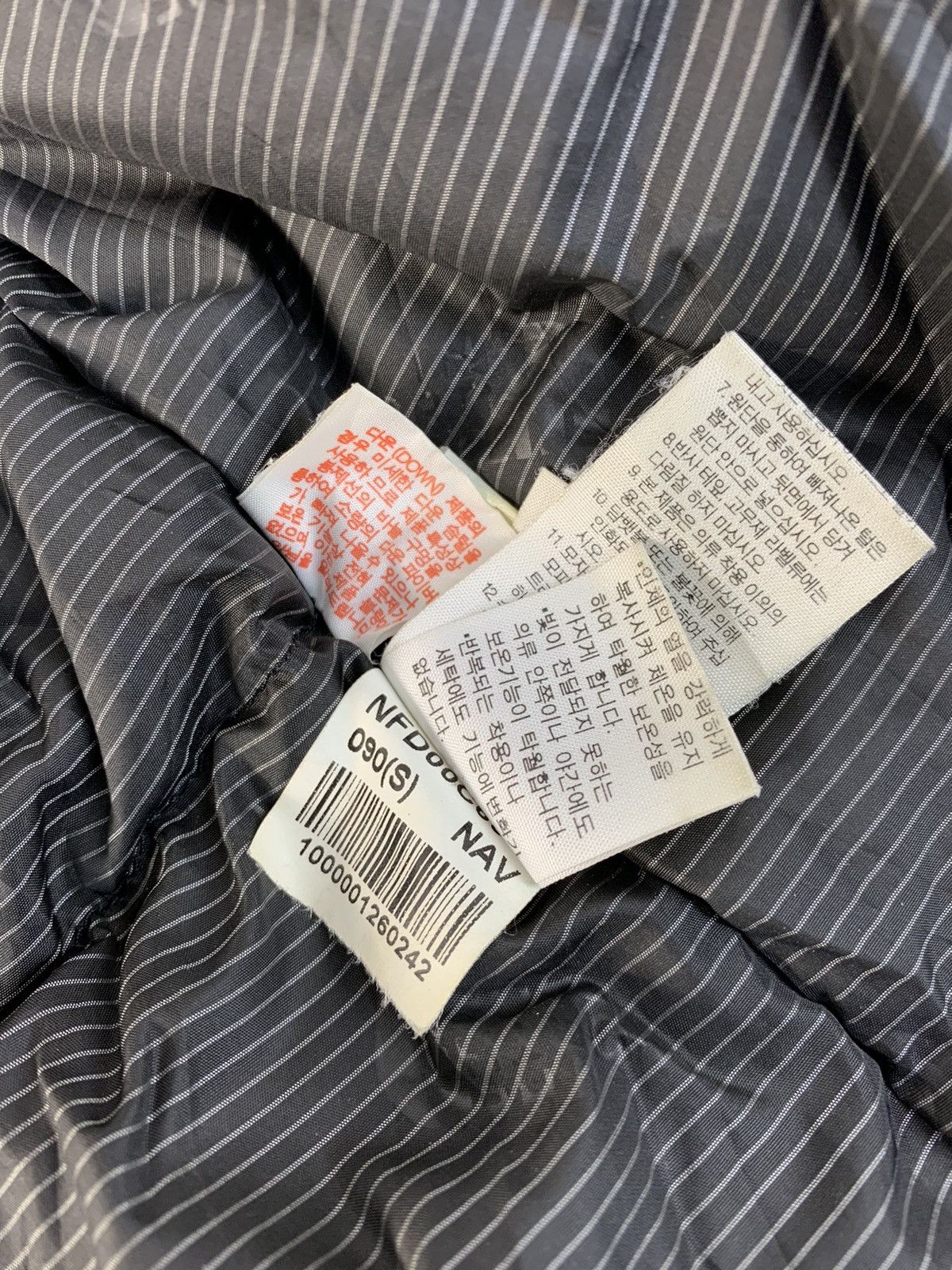The North Face Swiss Engineered Multi-pocket Padded Hooded Jacket Size US M / EU 48-50 / 2 - 12 Thumbnail