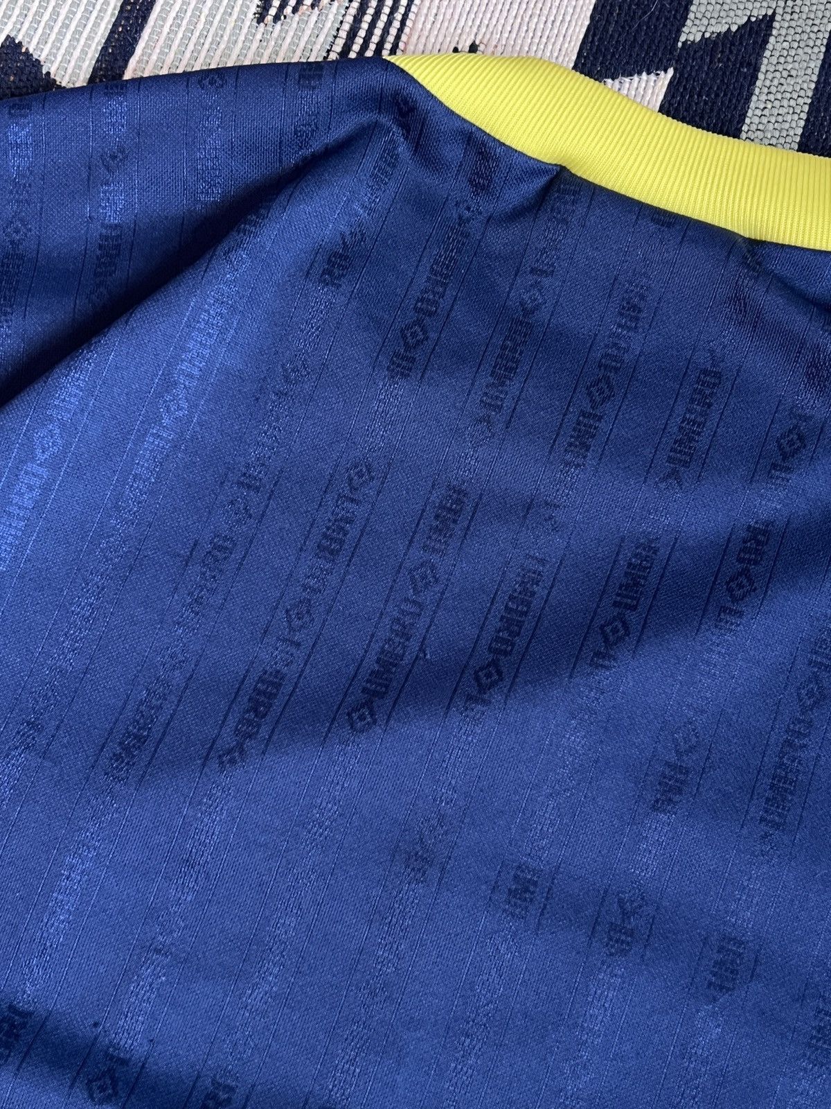 Other Vintage Umbro Big Logo Blokecore Soccer Jersey Size US M / EU 48-50 / 2 - 15 Thumbnail