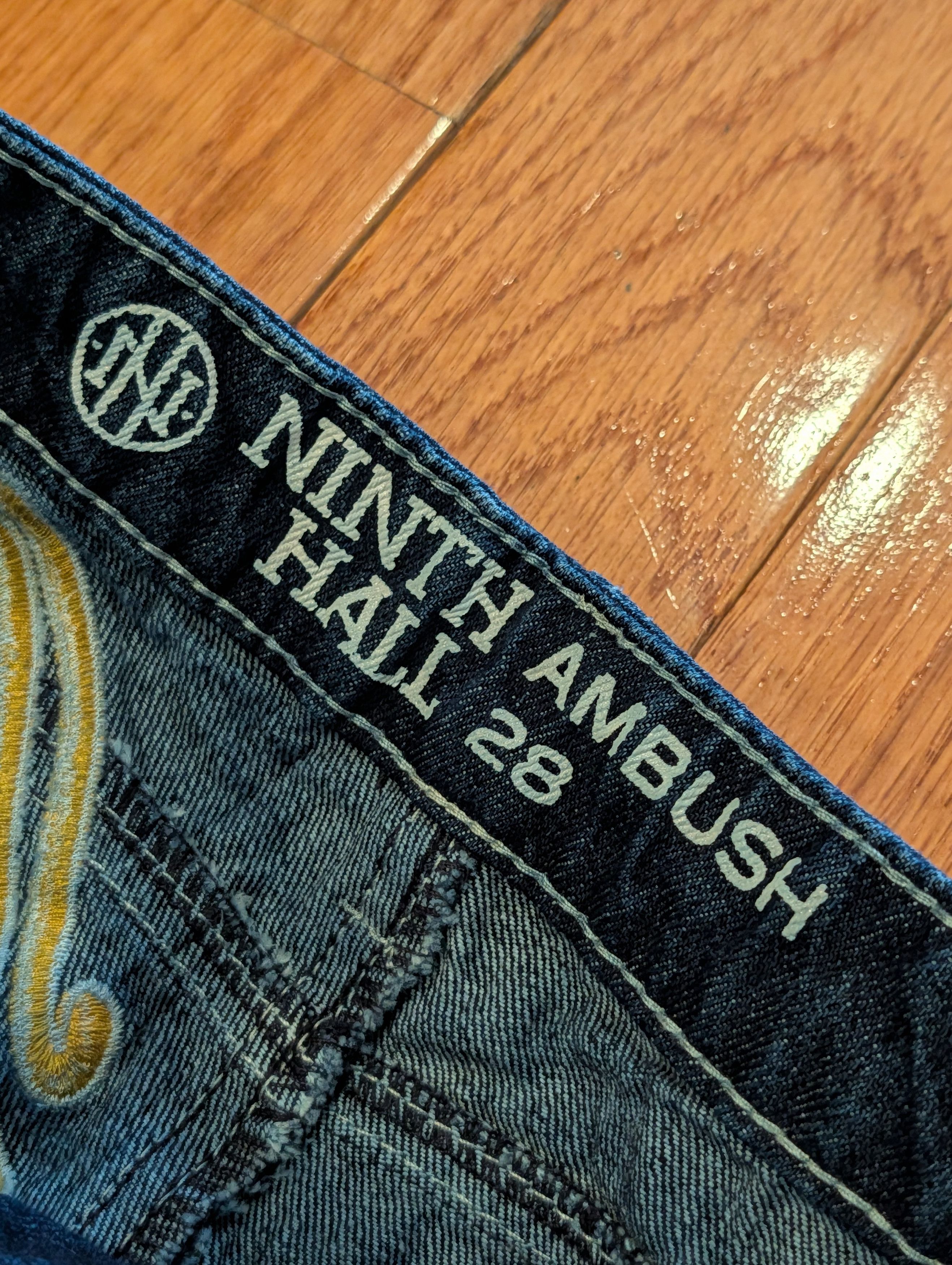 Ed Hardy VTG Y2K Ninth Hall Wide Baggy Jeans Dragon Tattoo Embroidery Size US 30 / EU 46 - 5 Thumbnail