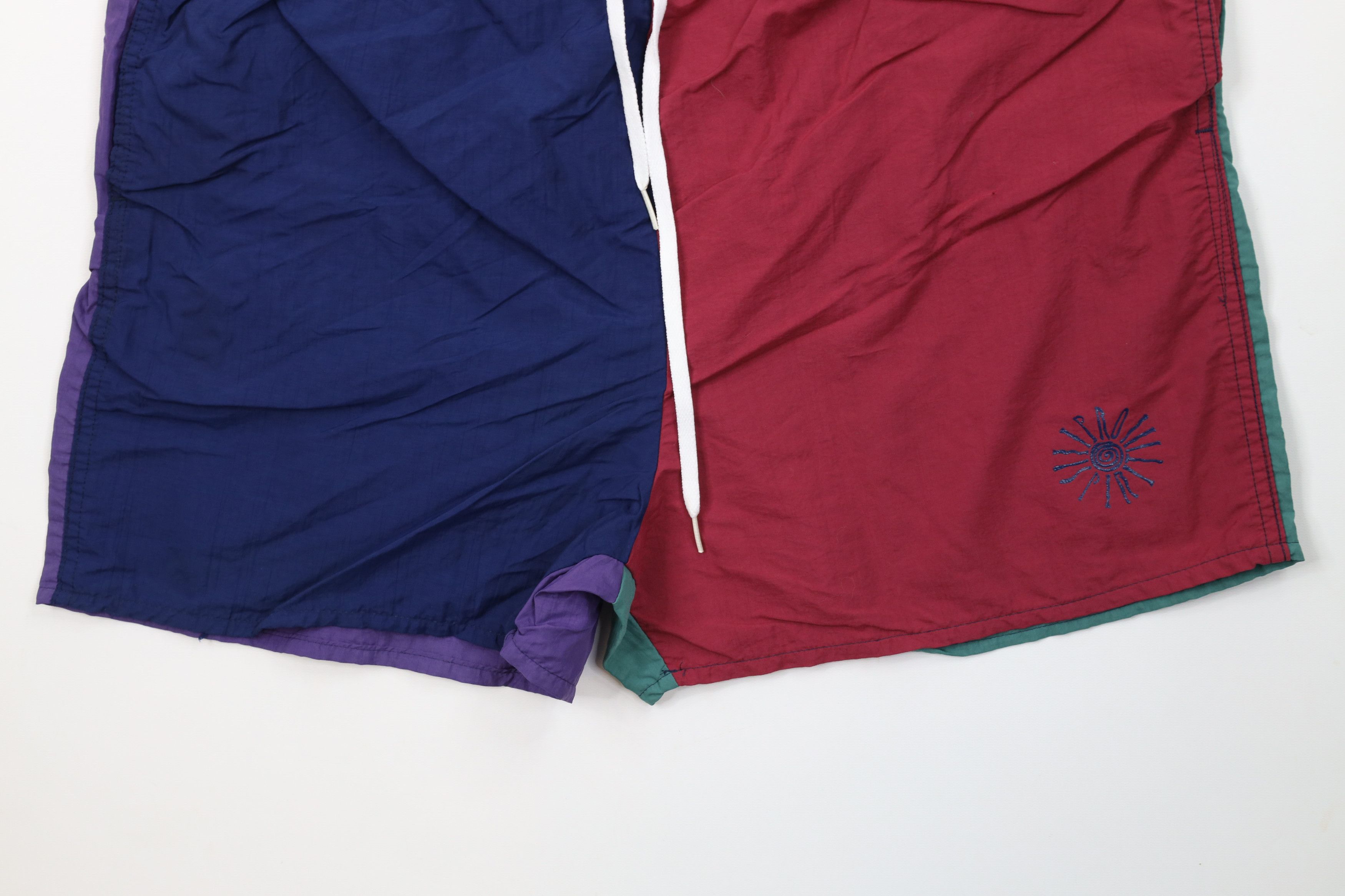 Vintage Vintage 90s Streetwear Block Tribal Sun Lined Shorts USA Size US 34 / EU 50 - 4 Thumbnail