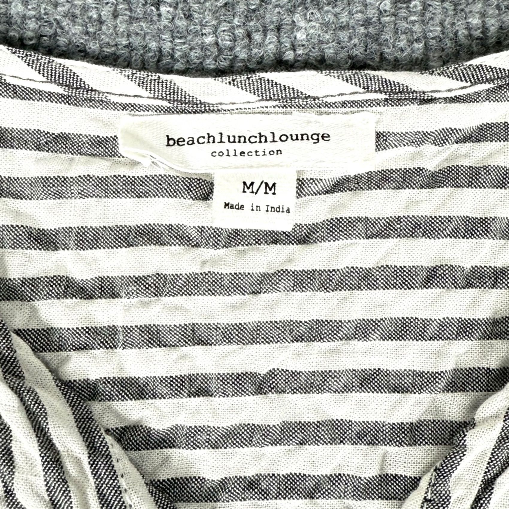 Vintage Beach Lunch Lounge Button-Up Blouse Striped Ruffle Puff Sleeve V-Neck White Medium Women Shirt Tunic Resort Beach Linen Blend Size M / US 6-8 / IT 42-44 - 3 Thumbnail