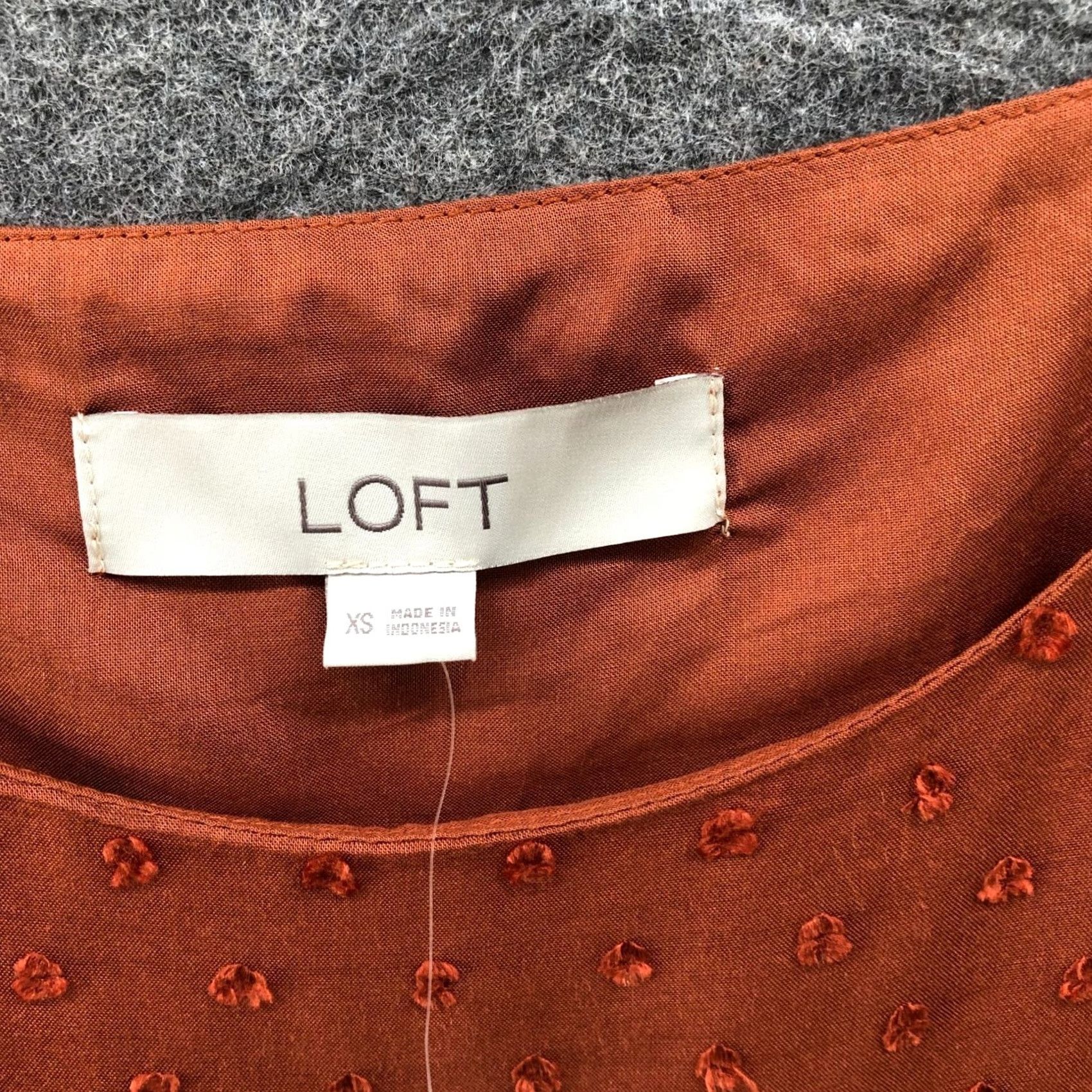 Loft NWT Loft Cami Dress XS Swing Swiss Dot Tan Terracotta Knee Length Relaxed Size XS / US 0-2 / IT 36-38 - 6 Thumbnail