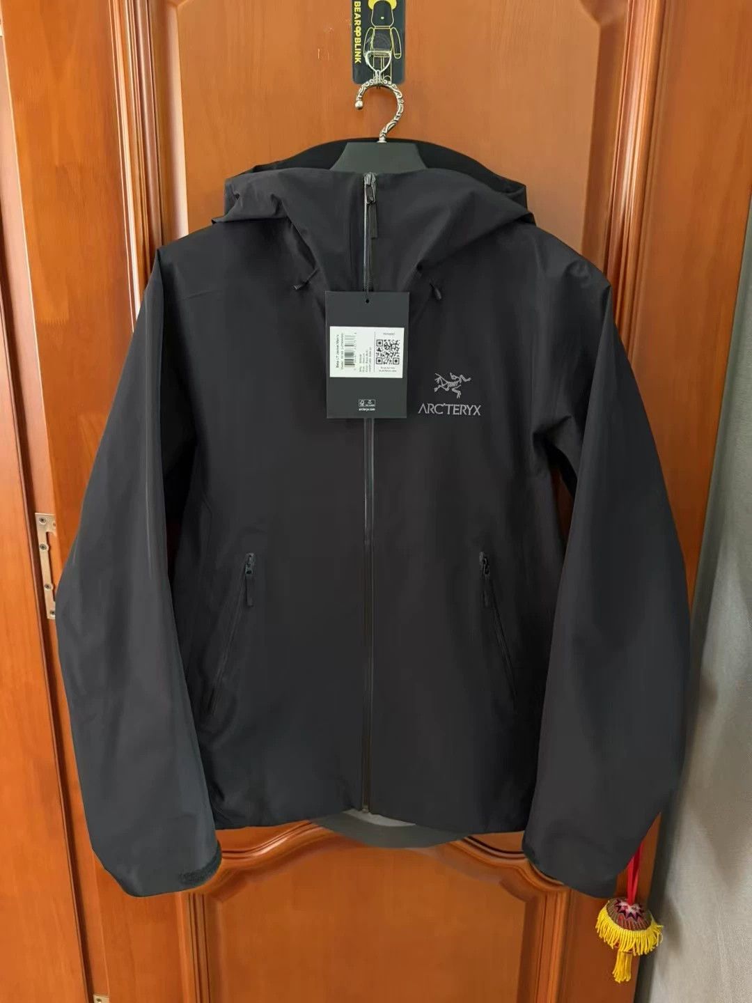 Arc'teryx Arc'teryx Beta LT Jacket, Men's, Size M Size US M / EU 48-50 / 2 - 1 Thumbnail