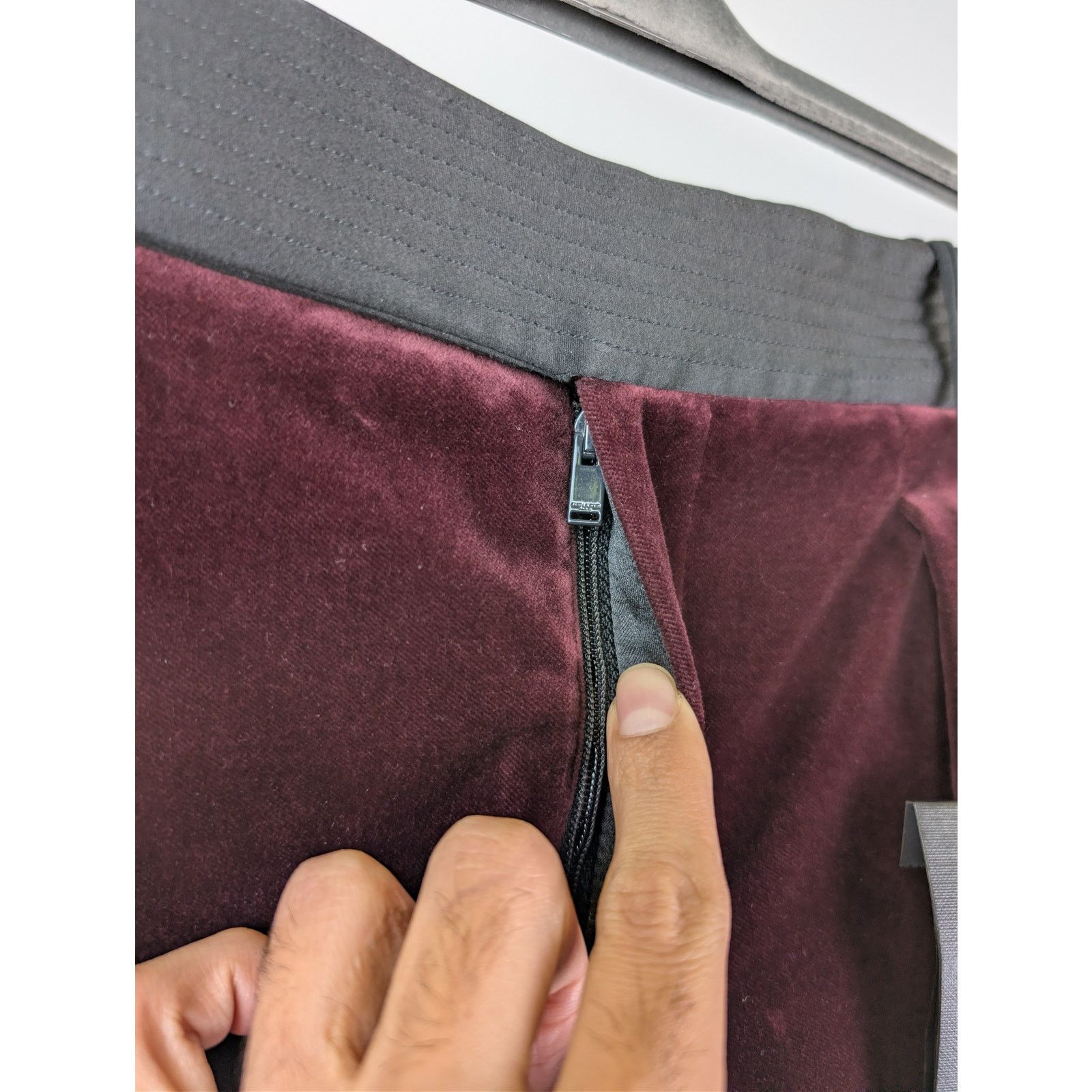 Saint Laurent Paris o1rshd1 Sweatpants / Trousers in Burgundy Size US 32 / EU 48 - 6 Thumbnail
