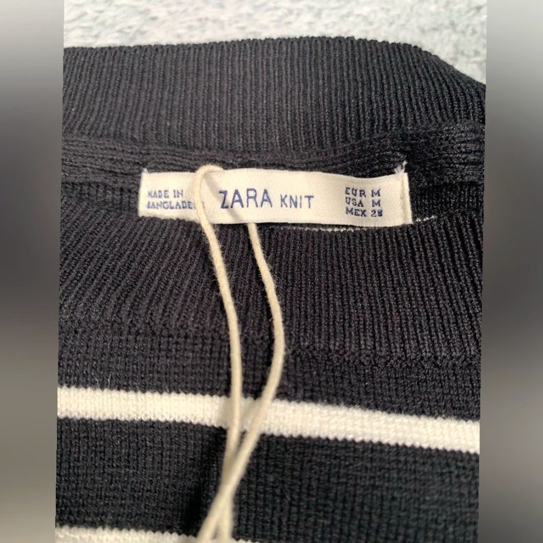 Zara VINTAGE not specified; Zara knit Black and White Striped Sweater Medium Women Pullover M Black Striped Knit Sweatshirt Zara White Black M Adult Women Size M / US 6-8 / IT 42-44 - 2 Thumbnail